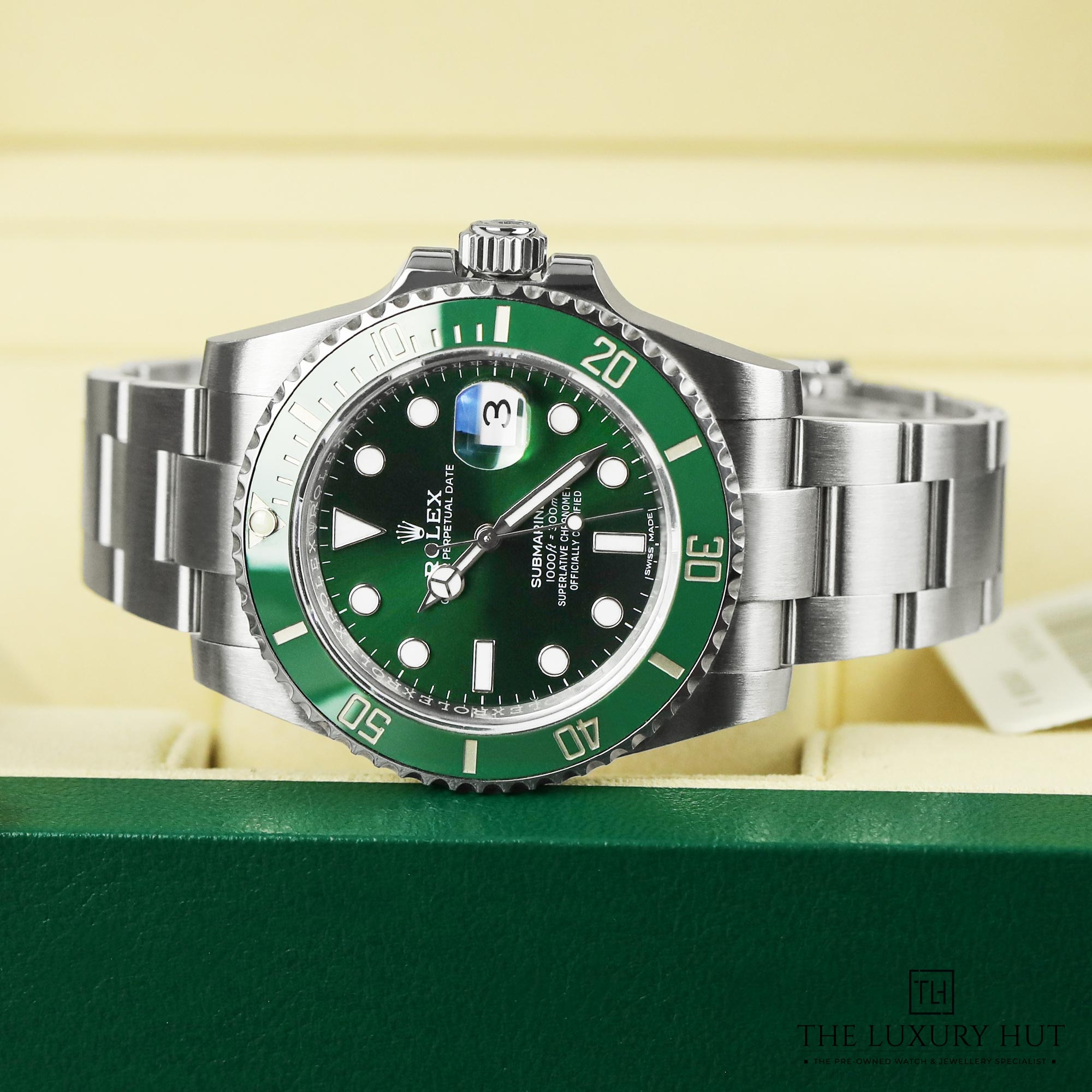2024/09/Rolex_Submariner_HULK_Steel_Green_51107-c.jpg