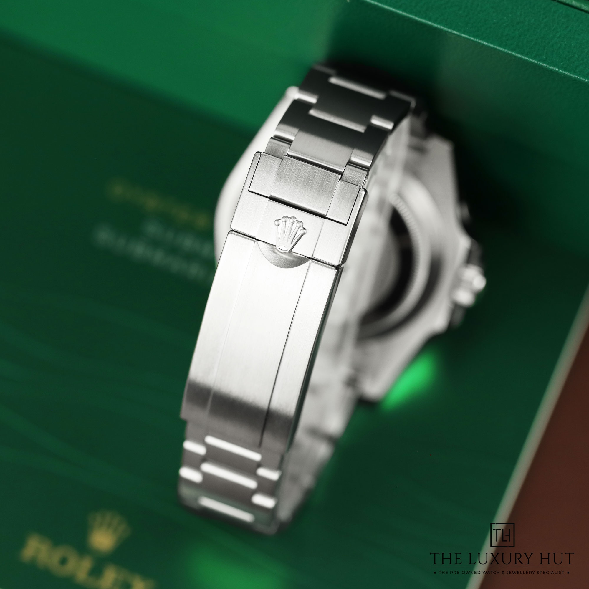2024/09/Rolex_Submariner_HULK_Steel_Green_LB351-e.jpg