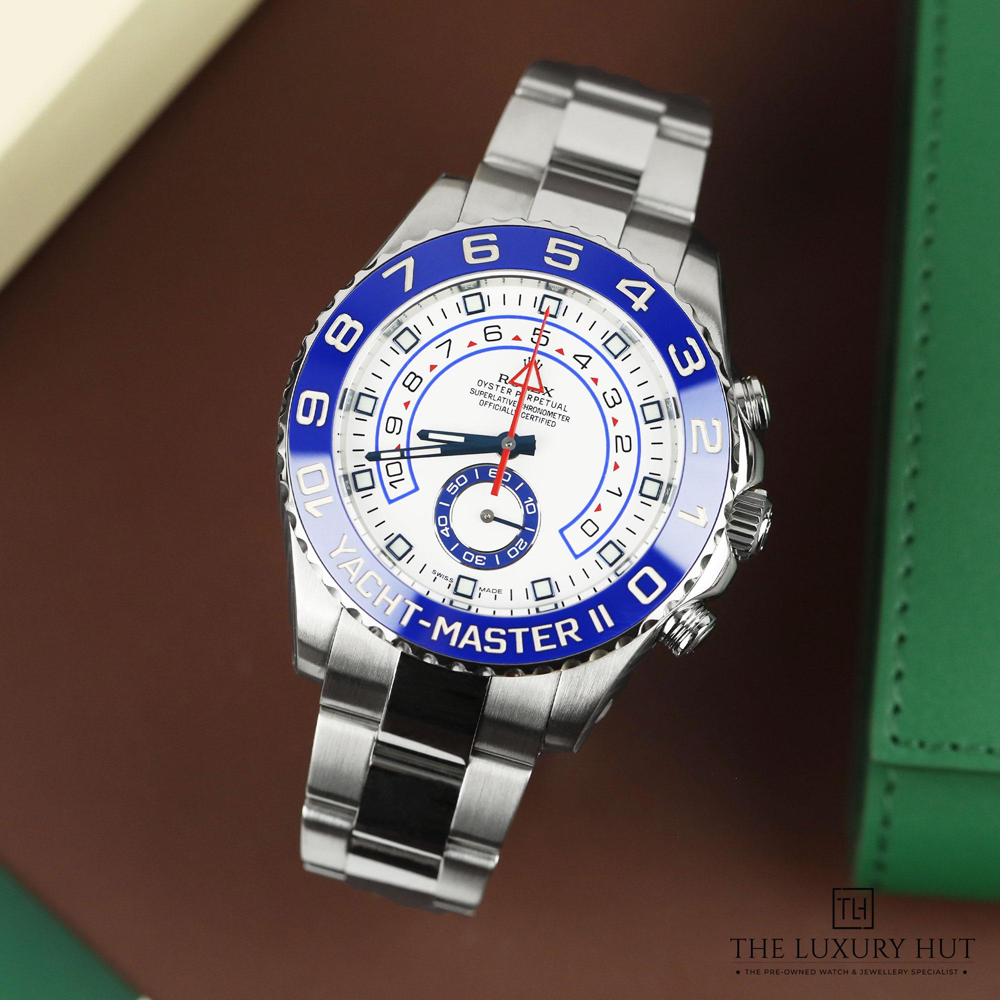 2024/09/Rolex_Yacht-Master_II_Steel_44_White_50942-b.jpg
