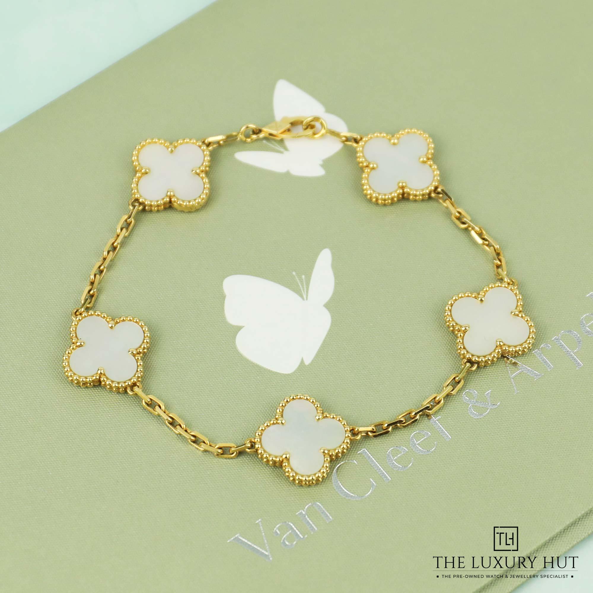 2024/09/Van-Cleef_Yellow_Gold_5-MOP_Bracelet_51123-b.jpg