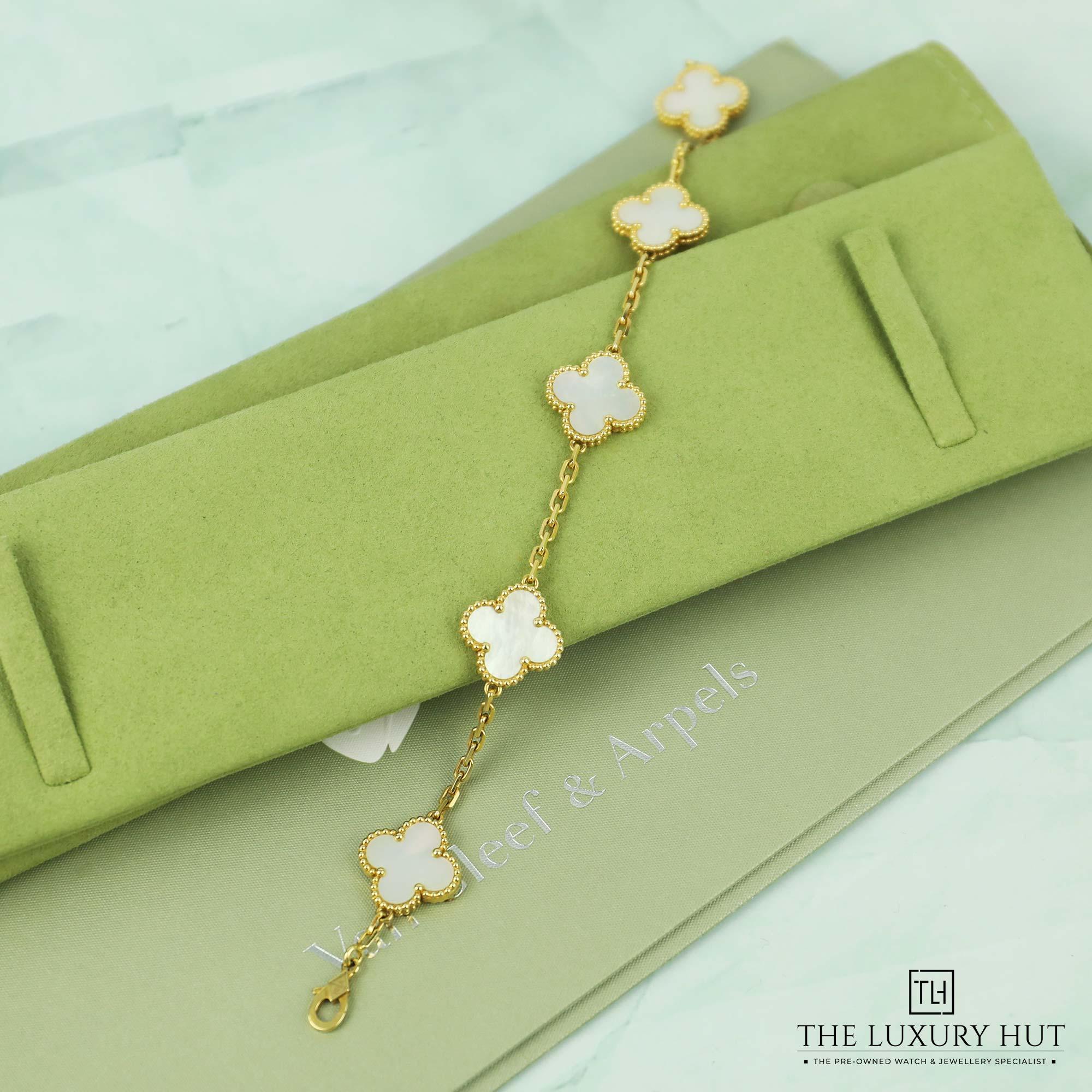 2024/09/Van-Cleef_Yellow_Gold_5-MOP_Bracelet_51123-c.jpg