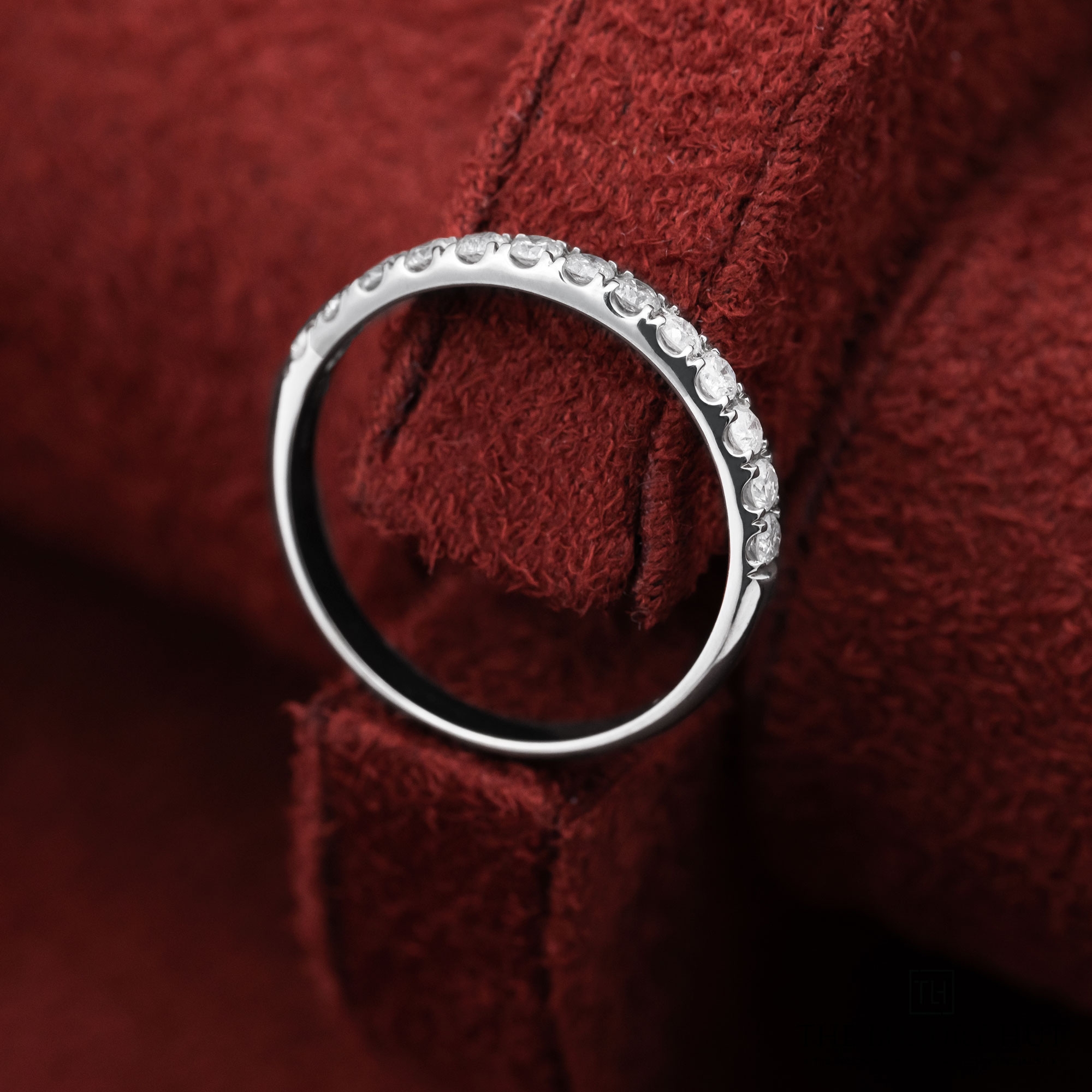 2024/10/19ct_White_Gold_0.43ct_Diamond_Eternity_Ring_32962d.jpg