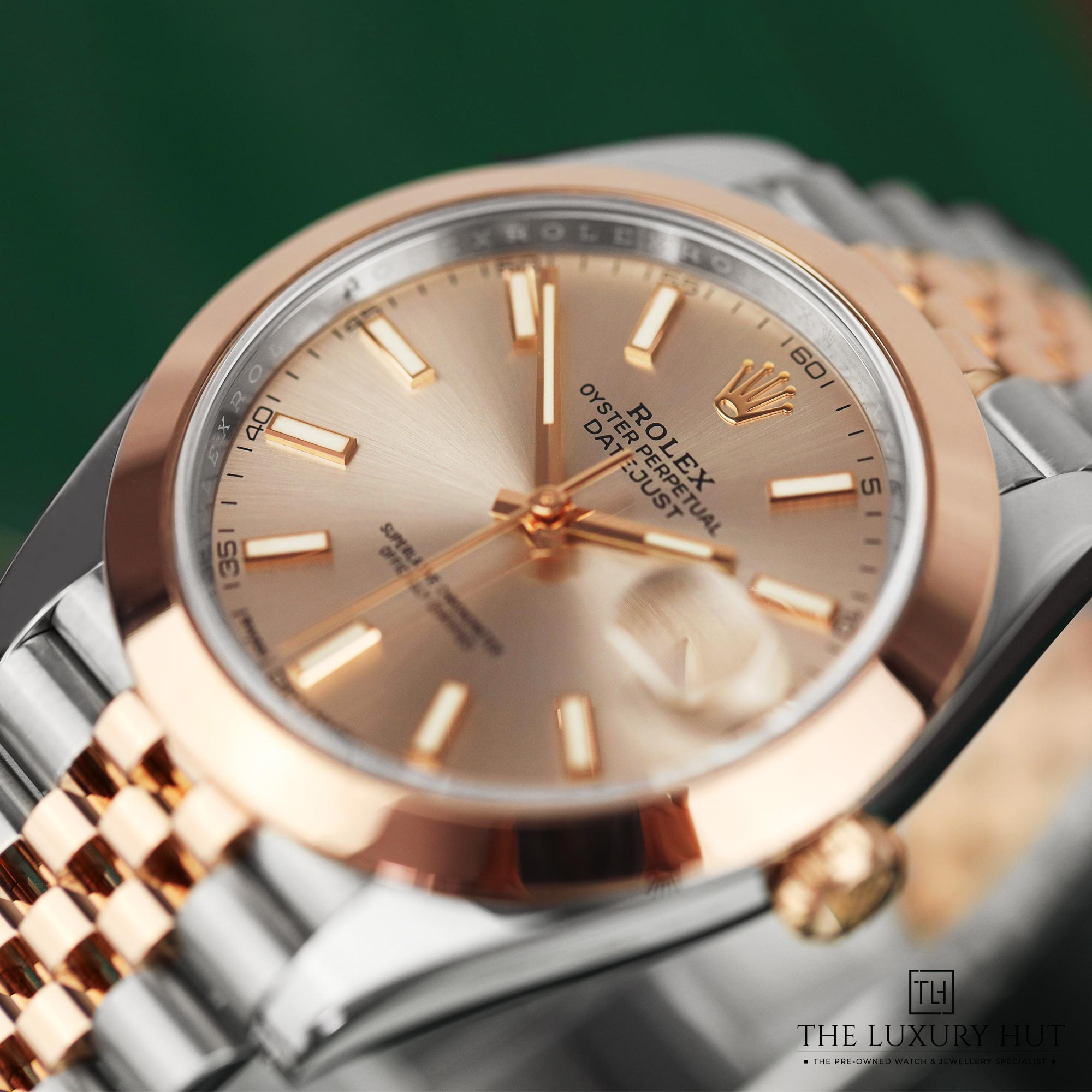 2024/10/Rolex_Datejust_41mm_Bi-Metal_Sundust_51169-h.jpg