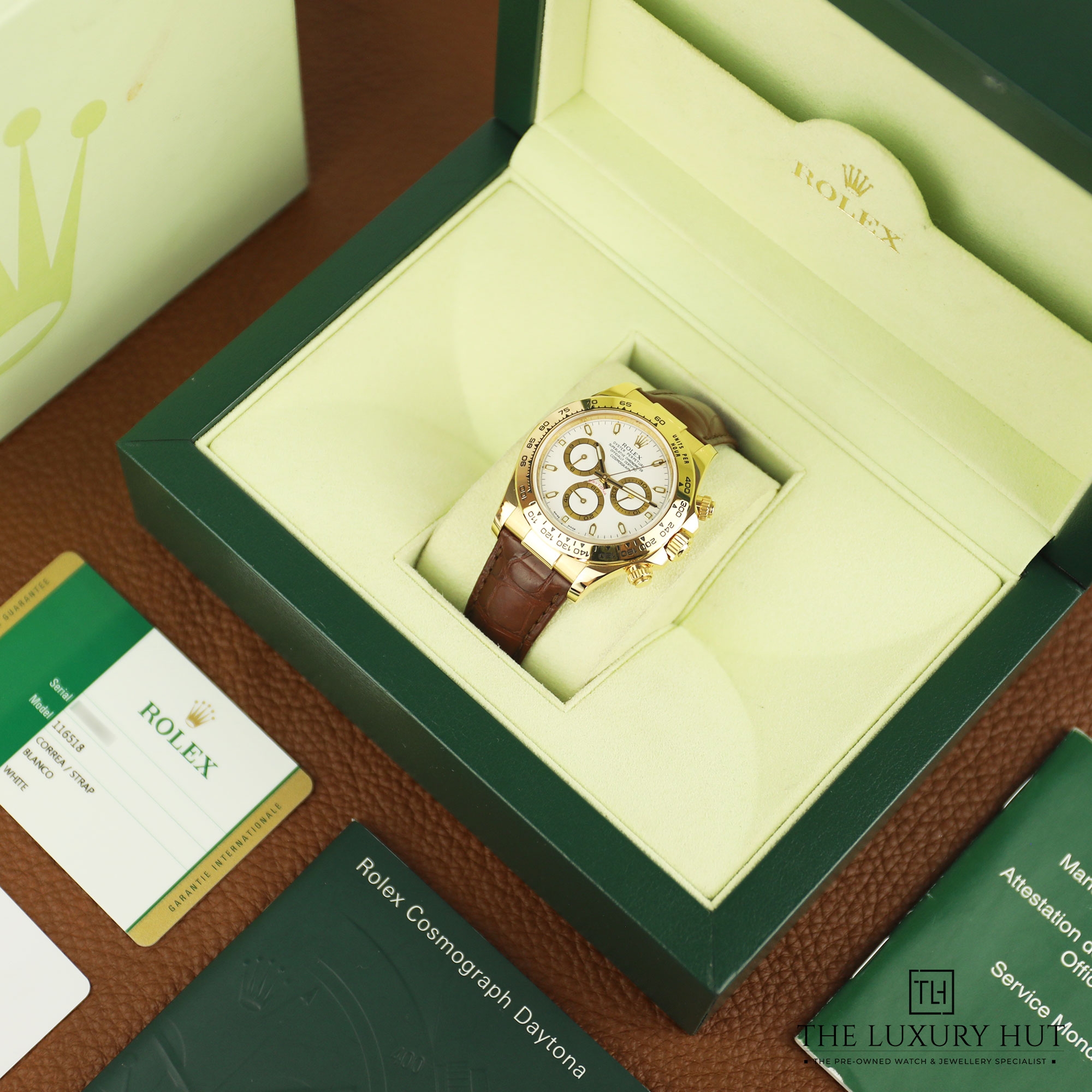 2024/10/Rolex_Daytona_Yellow_Gold_White_APH_51176-f.jpg