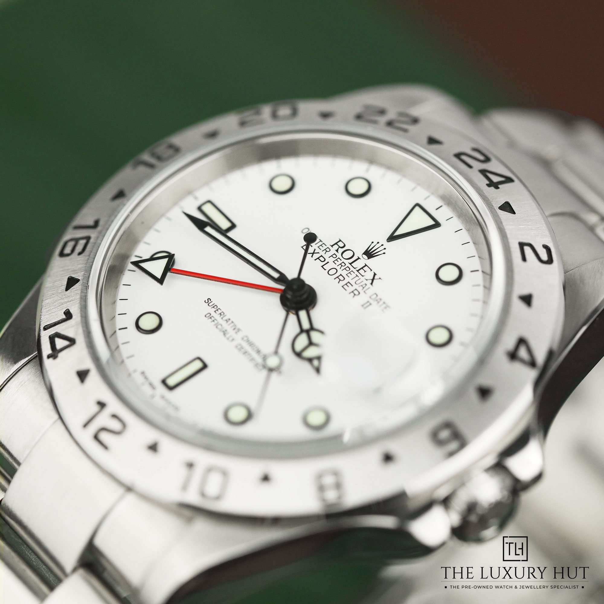 2024/10/Rolex_Explorer_II_Steel_40mm_White_Dial_51132-h.jpg