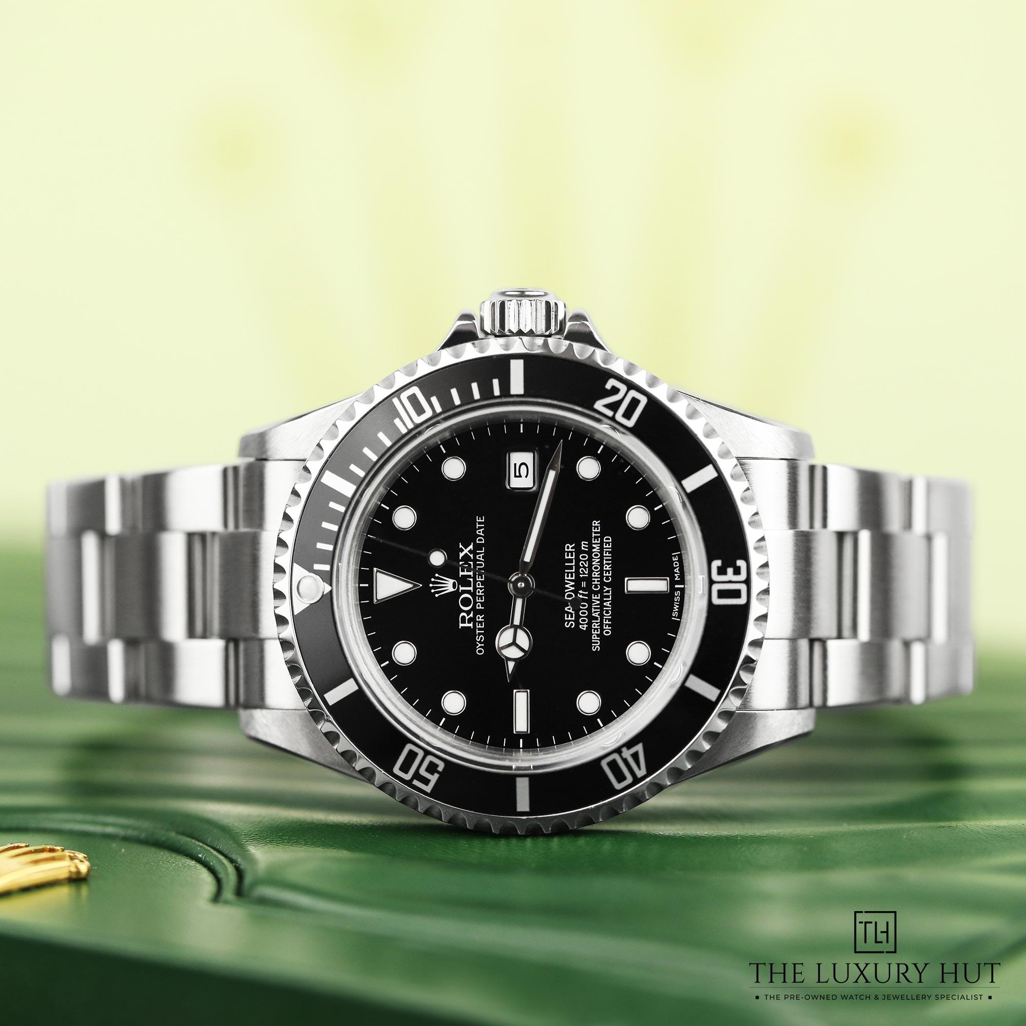 2024/10/Rolex_Sea-Dweller_4000_Steel_Black_Dial_51157-c.jpg