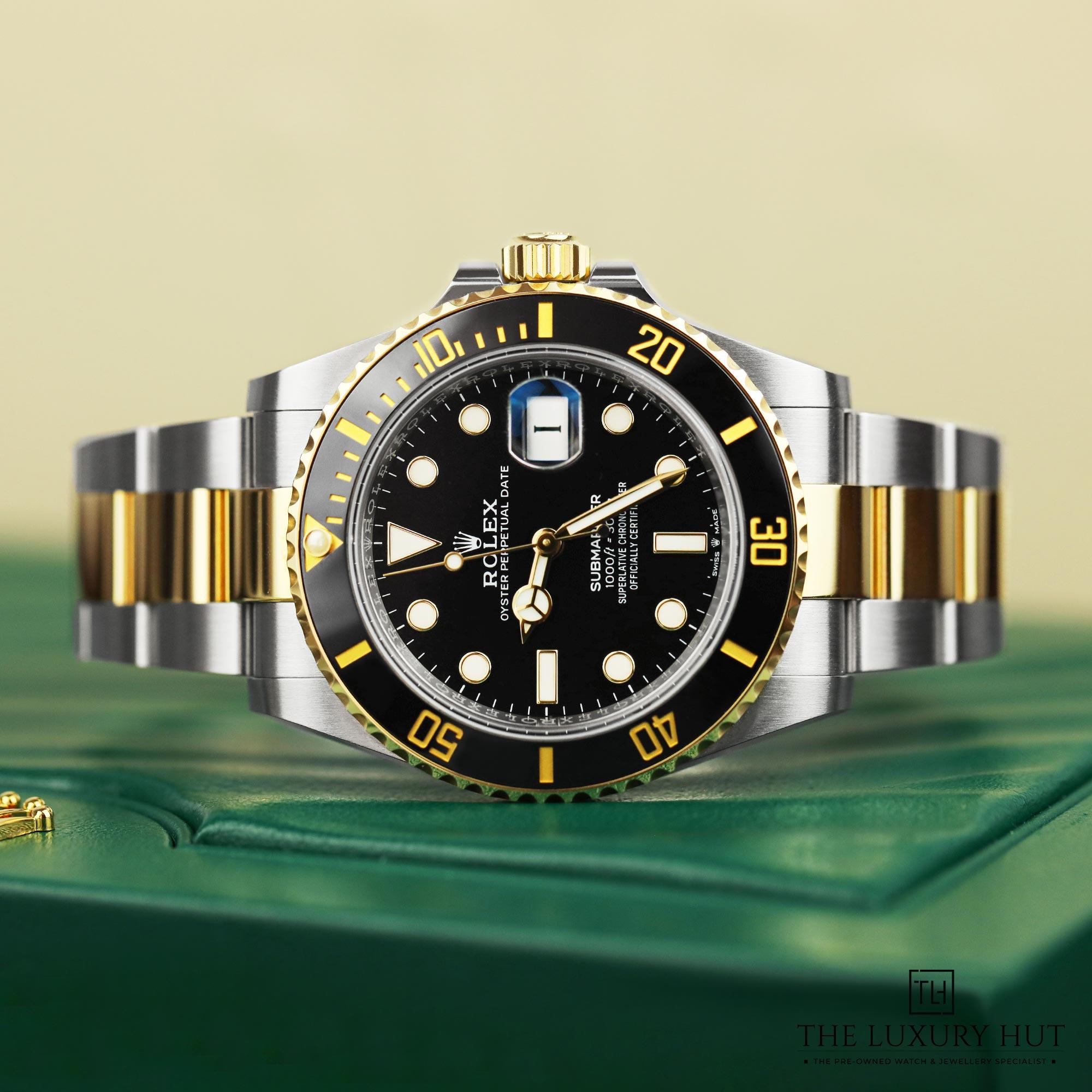 2024/10/Rolex_Submariner_Date_Bi-Metal_Black_LB367-c.jpg