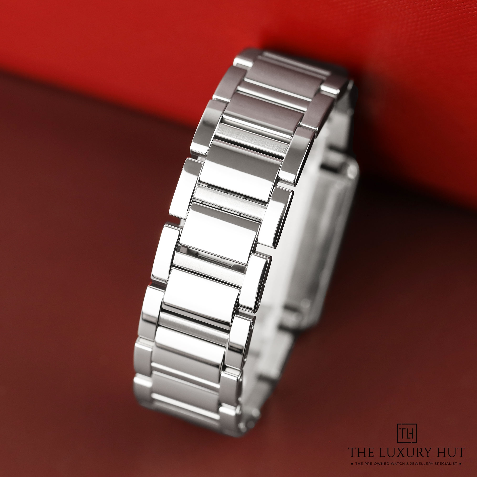 2024/11/Cartier_Tank_Must_Large_Steel_Silver_LB415-e.jpg