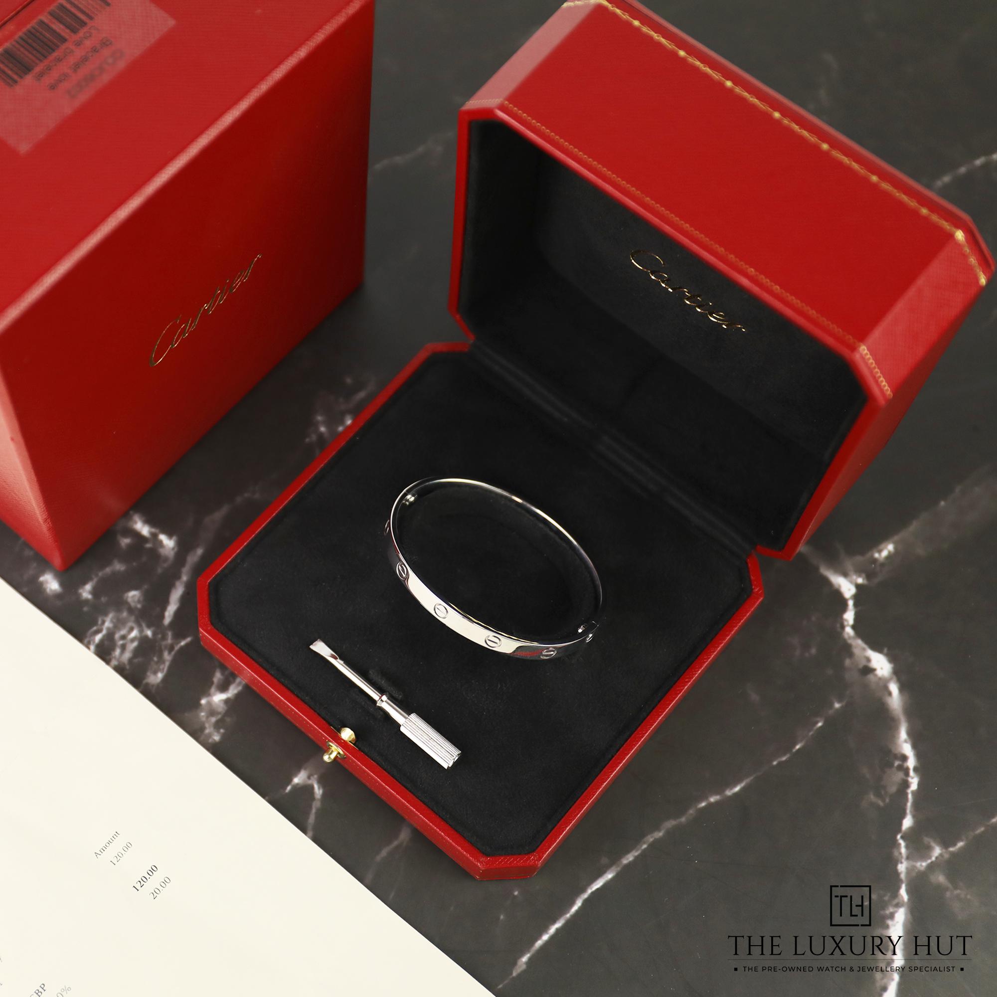 2024/11/Cartier_White_Gold_Small_Love_Bangle_51095-e.jpg