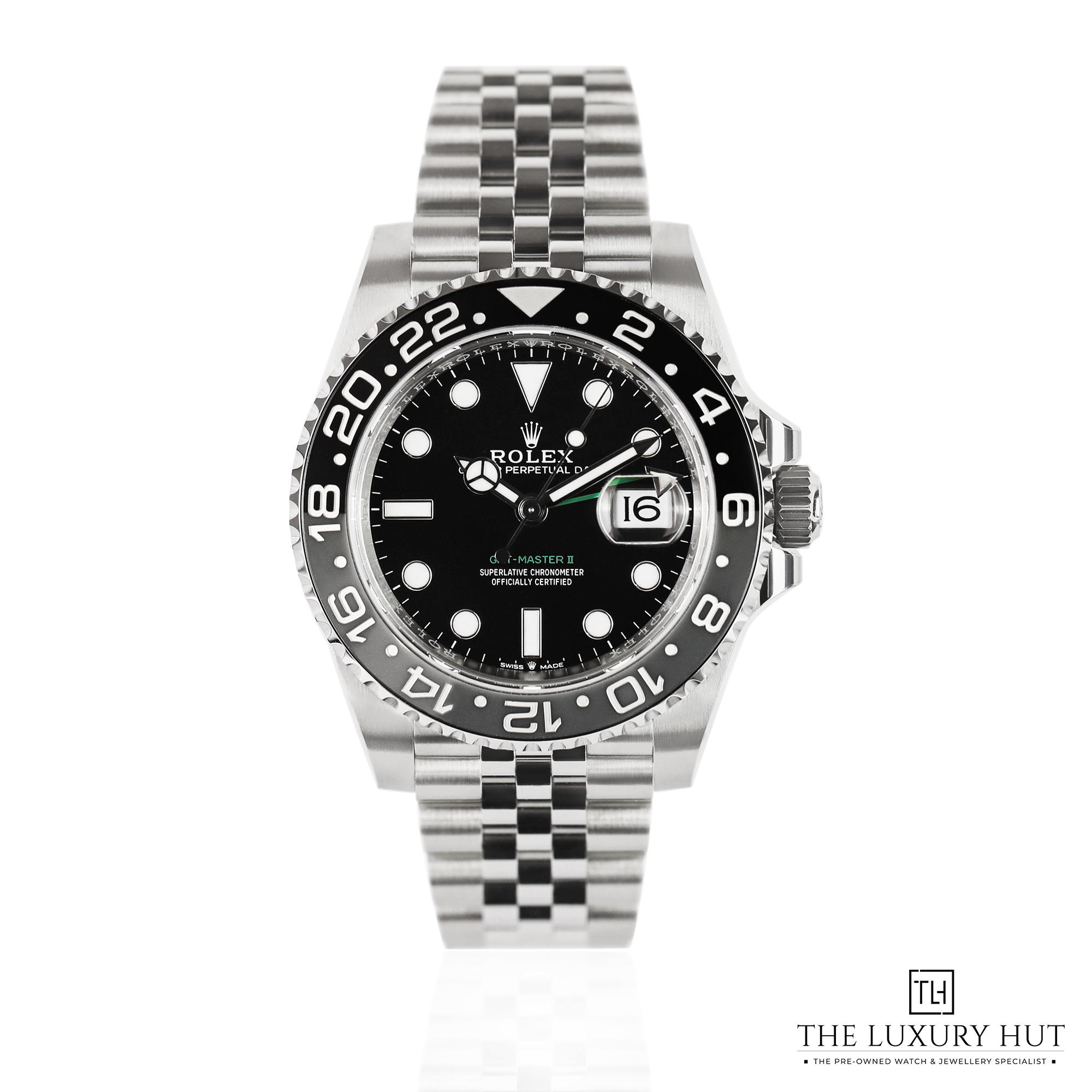 2024/11/Rolex_GMT-Master_II_Steel_40_Grey_Black_51296-a.jpg