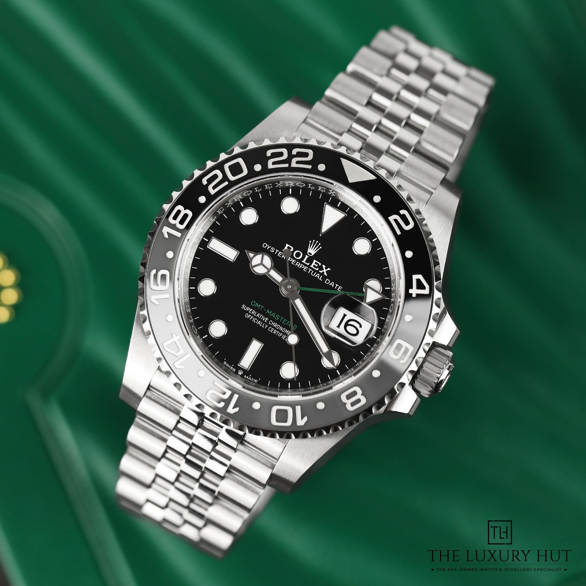 2024/11/Rolex_GMT-Master_II_Steel_40_Grey_Black_51296-b.jpg