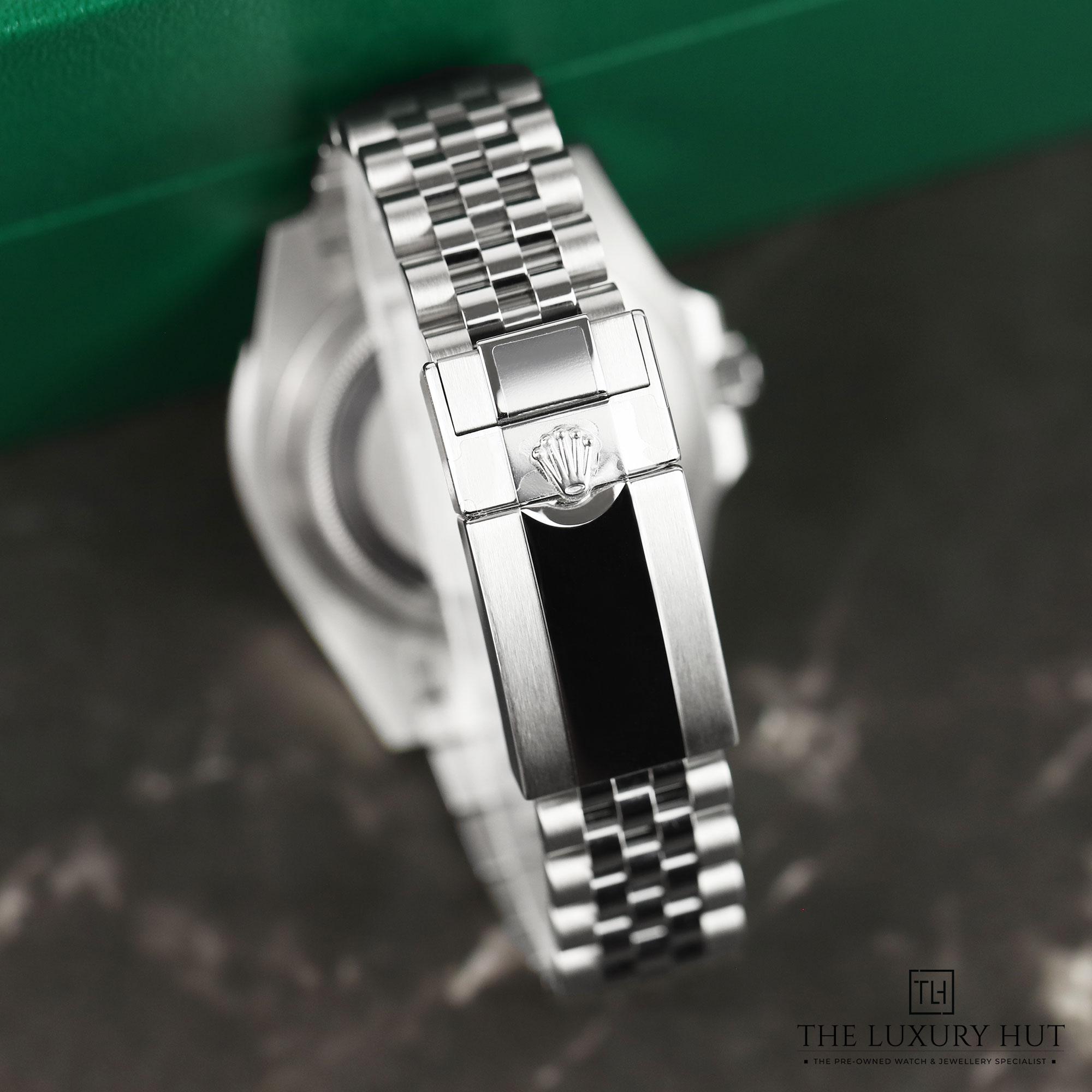 2024/11/Rolex_GMT-Master_II_Steel_40_Grey_Black_51296-e.jpg