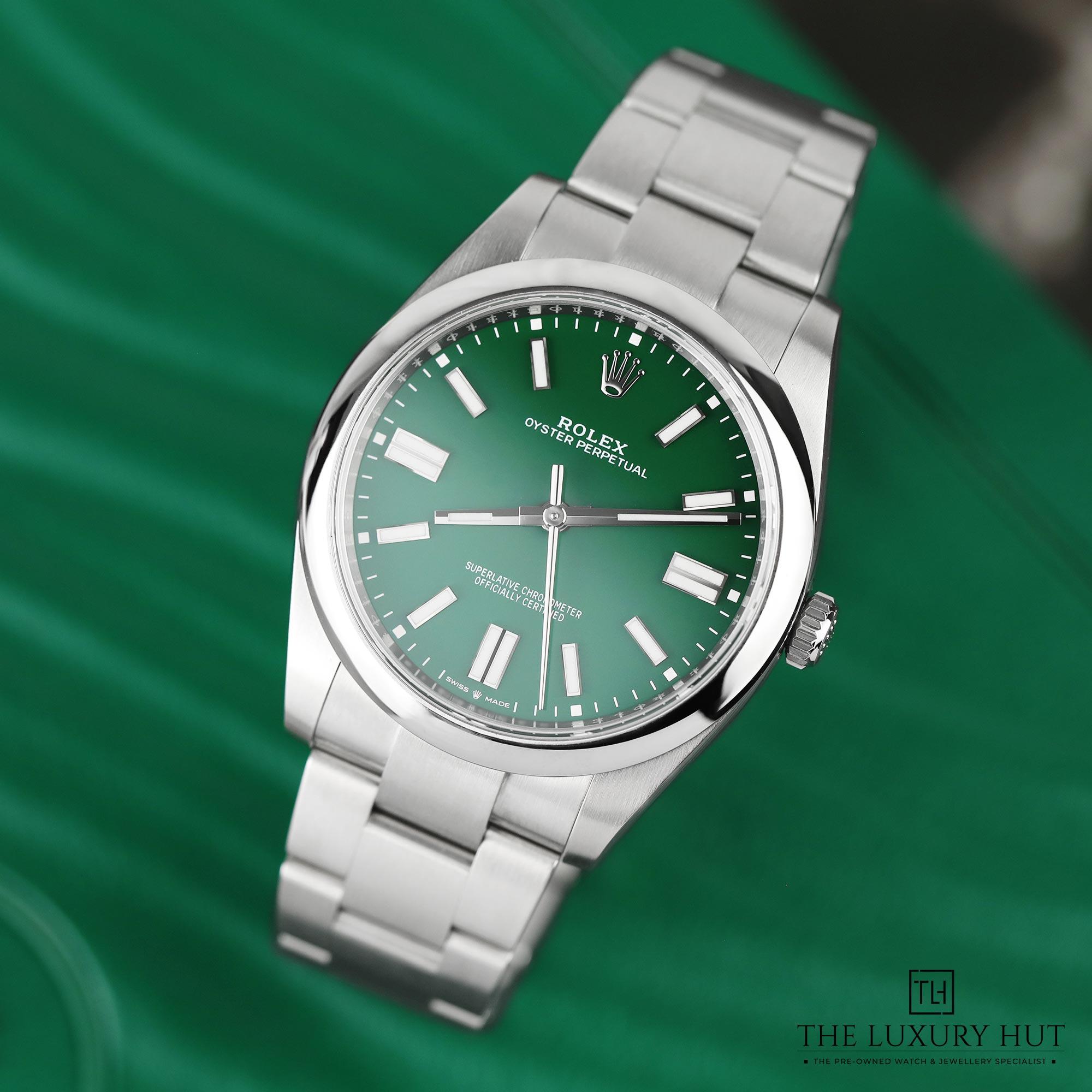 2024/11/Rolex_Oyster_Perpetual_41mm_Green_Dial_51253-b.jpg
