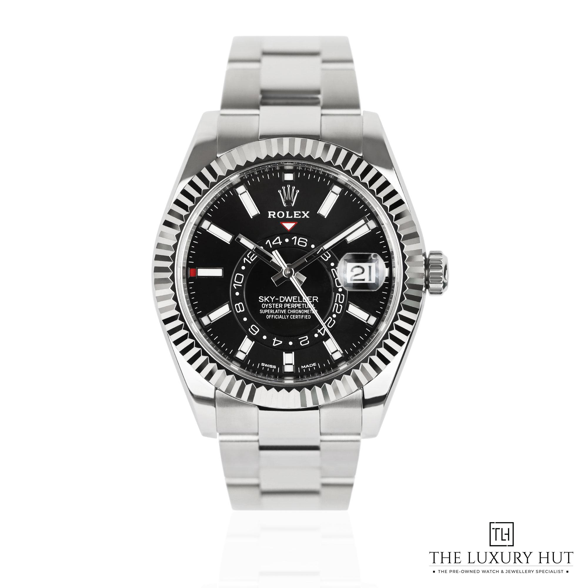 2024/11/Rolex_Sky-Dweller_42mm_Steel_Black_Dial_51275-a.jpg
