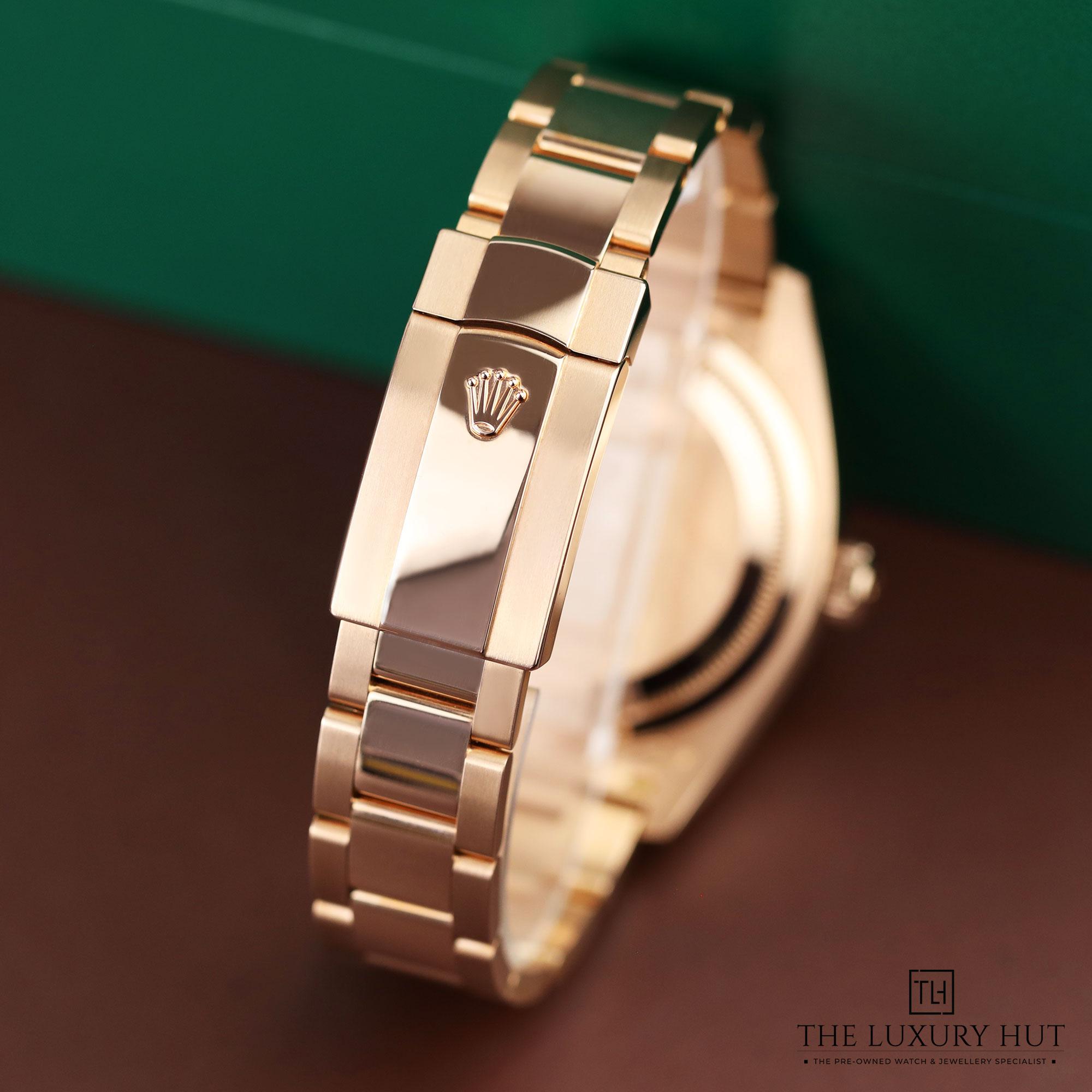 2024/11/Rolex_Sky-Dweller_Rose_Gold_Chocolate_LB409-e.jpg