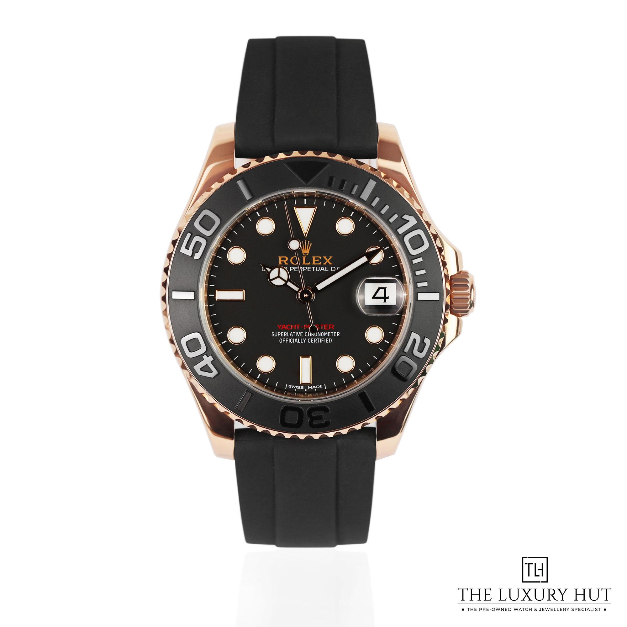 2024/11/Rolex_Yacht-Master_37_Rose_Gold_Black_51240-a.jpg