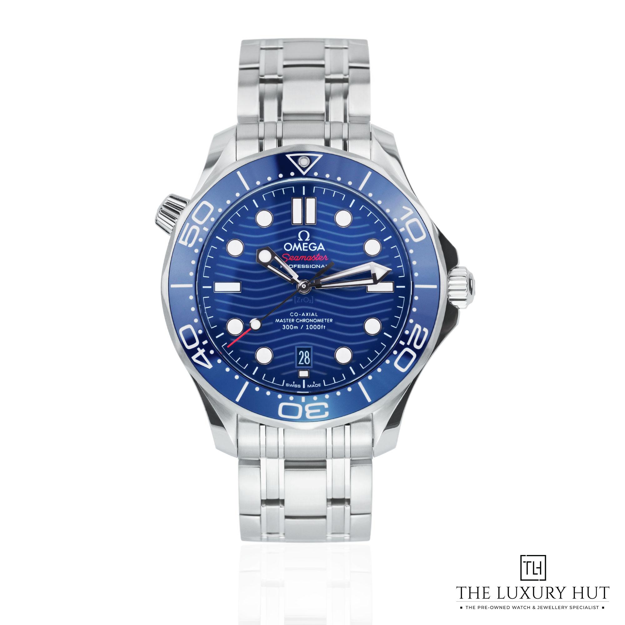 2024/12/Omega_Seamaster_Diver_Steel_42mm_Blue_51354-a.jpg