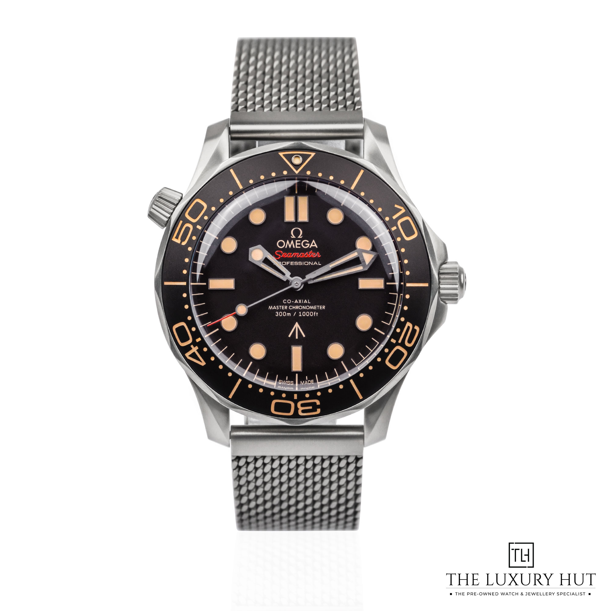 2024/12/Omega_Seamaster_James_Bond_Titanium_LB438-a.jpg