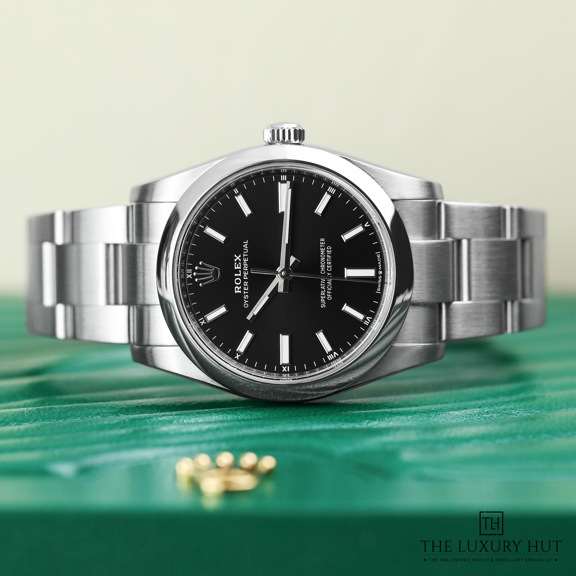2024/12/Rolex_Oyster_Perpetual_34mm_Black_Dial_51319c.jpg