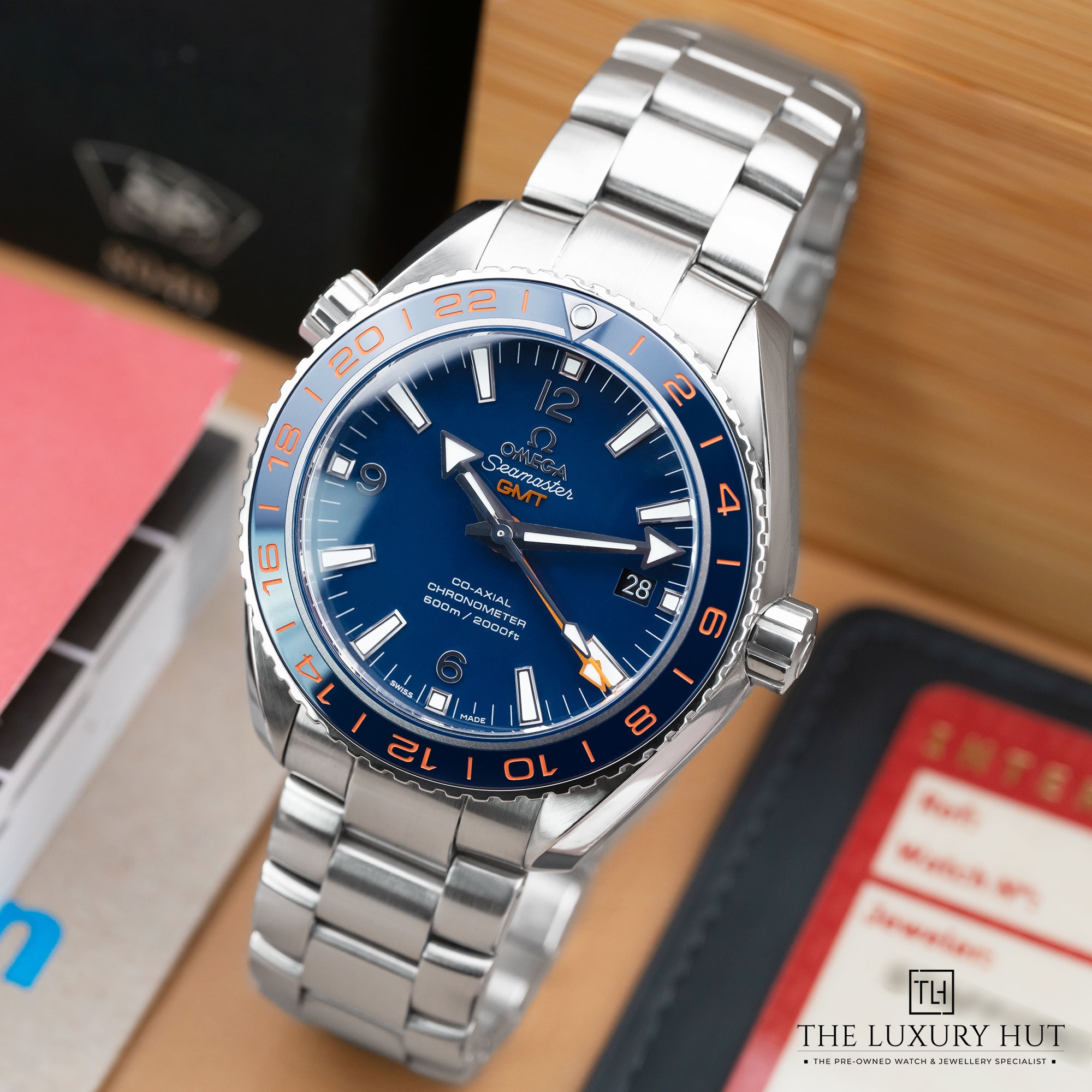 2025/01/Omega_Seamaster_Planet_Ocean-600M_Steel_Blue_Dial-51471-b.jpg