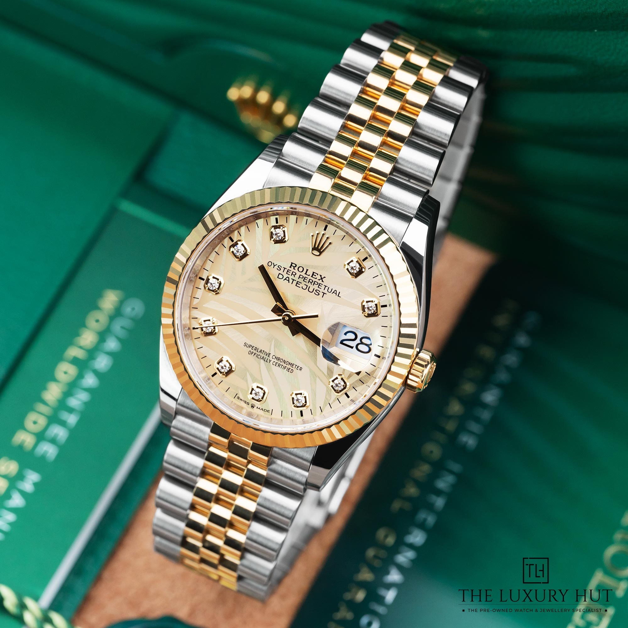 2025/01/Rolex_Datejust-36_Palm_Motif_Diamond_LB446-b.jpg