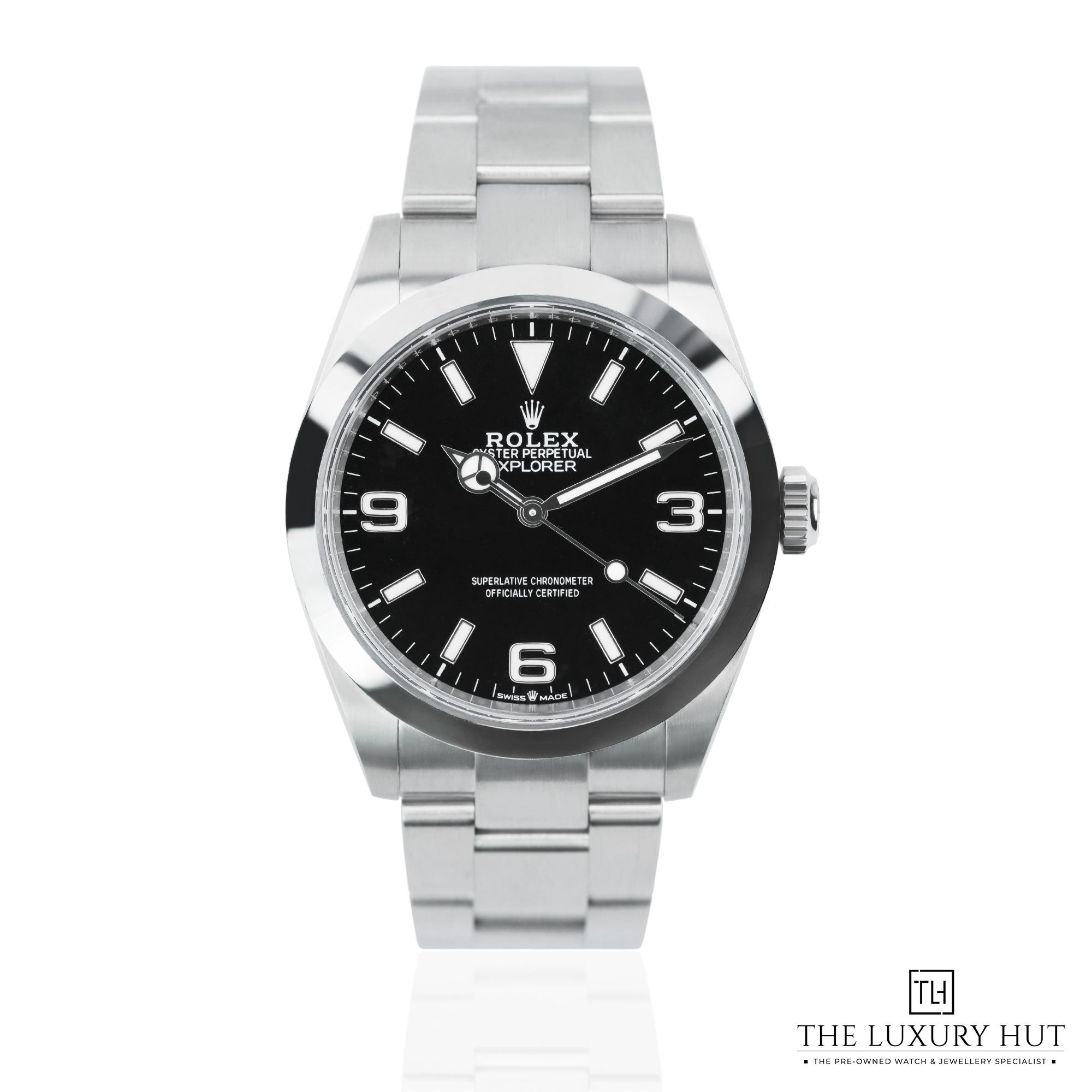 2025/01/Rolex_Explorer_Black_Dial_51454-a.jpg