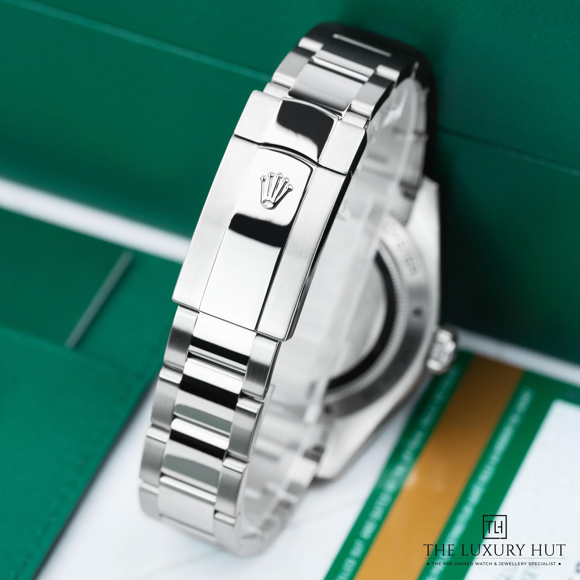 2025/01/Rolex_Milgauss_Steel_40mm_Z-Blue_Dial_51392-e.jpg