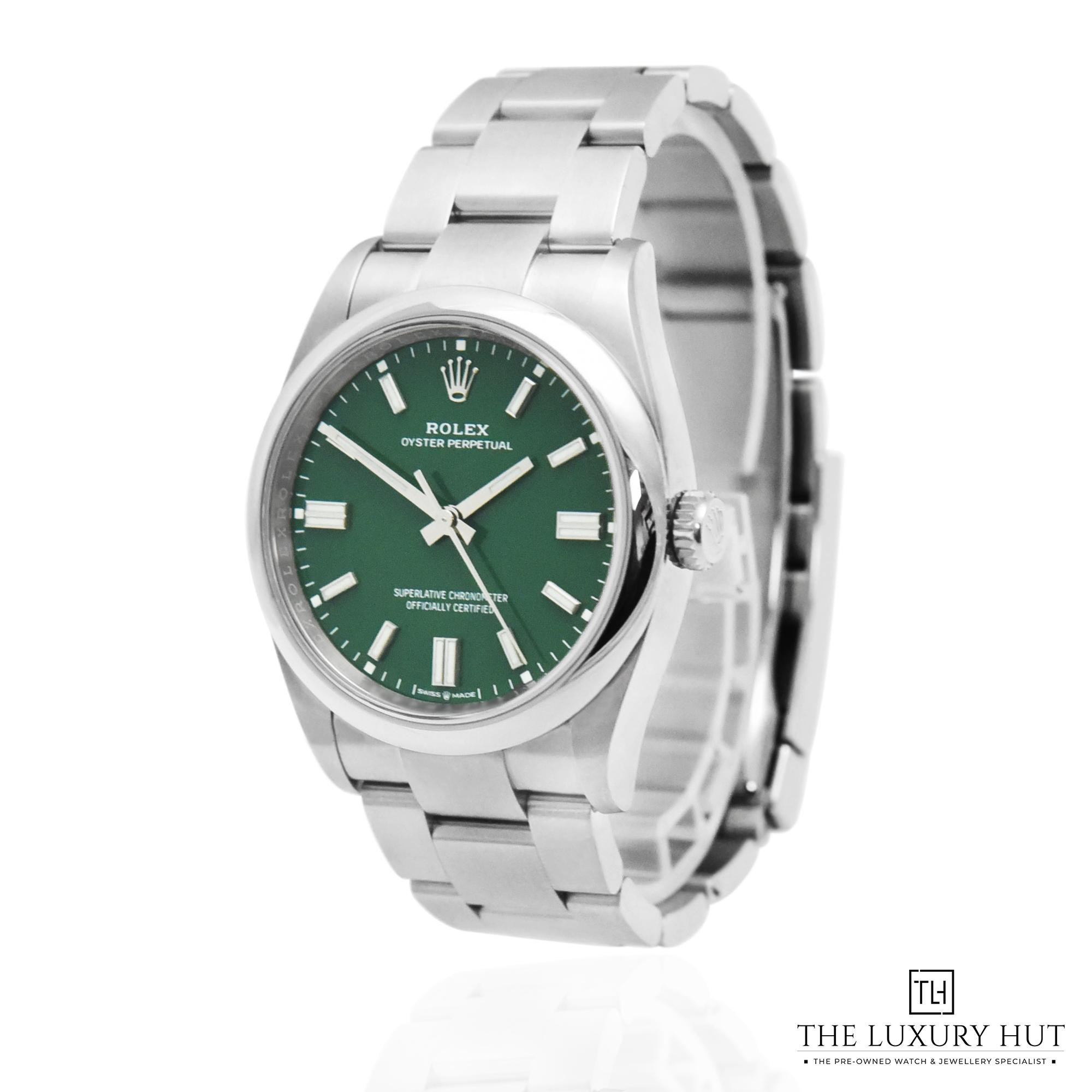 2025/01/Rolex_Oyster_Perpetual_36mm_Green_51470-b.jpg