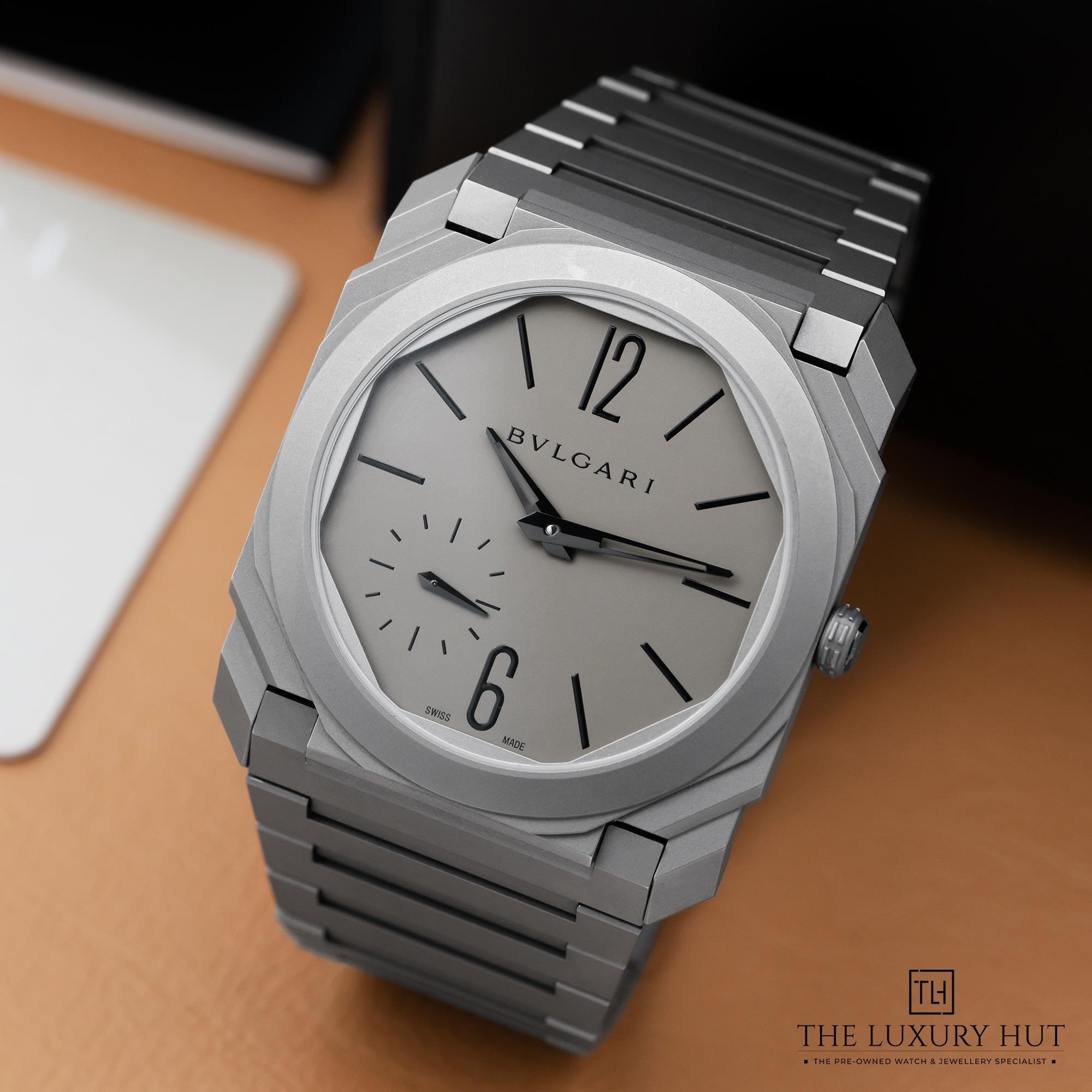 2025/02/Bvlgari_Octo_Finissimo_Titanium_Grey_51539-b.jpg