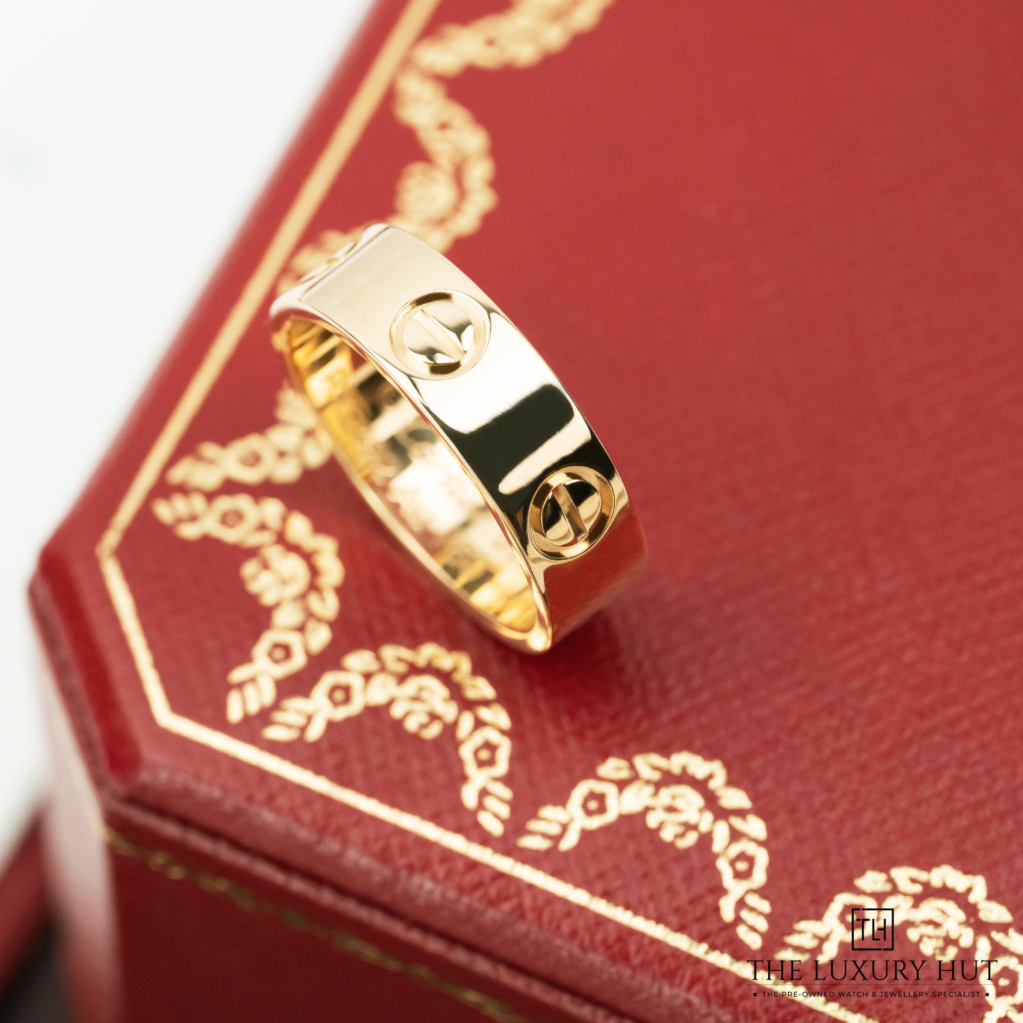 2025/02/Cartier_Yellow_Gold_Small_Classic_Love_Ring_LB472-c.jpg