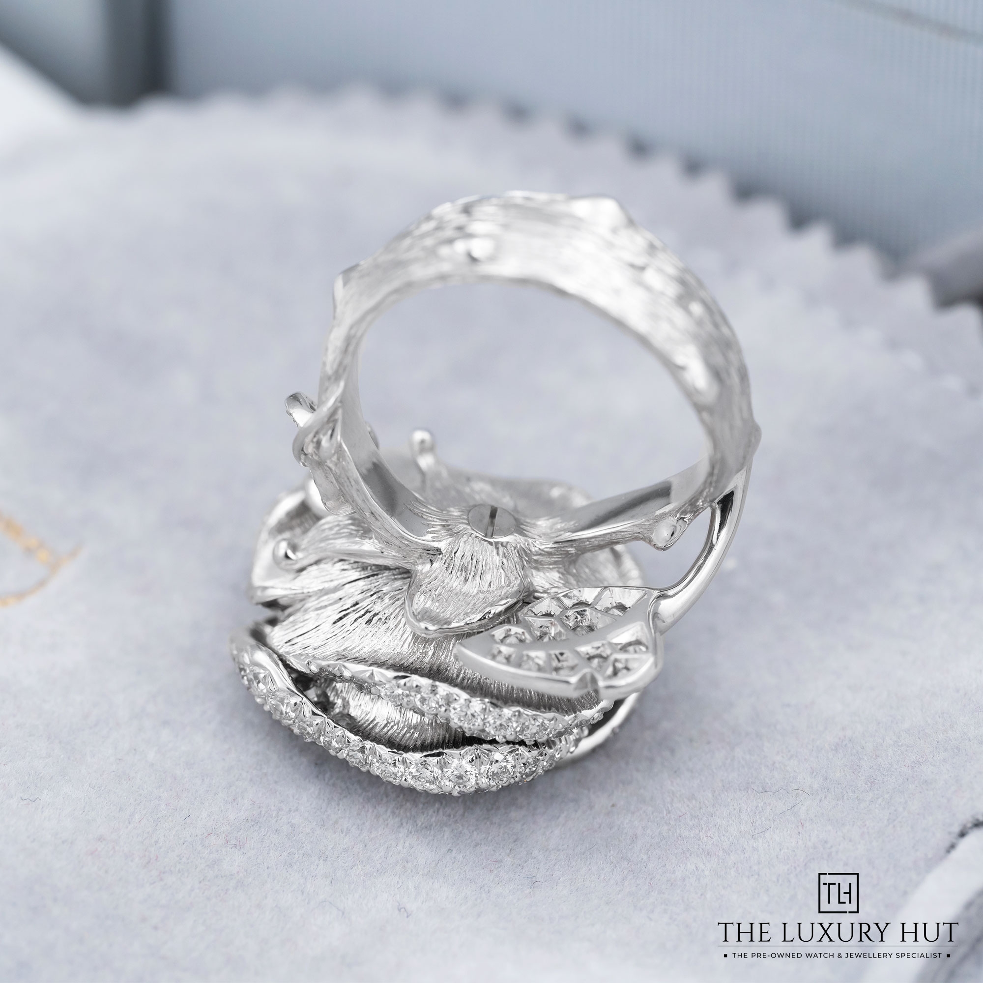 2025/02/Dior_Bagatelle_Diamonds_Rose_Ring_T2345-d.jpg