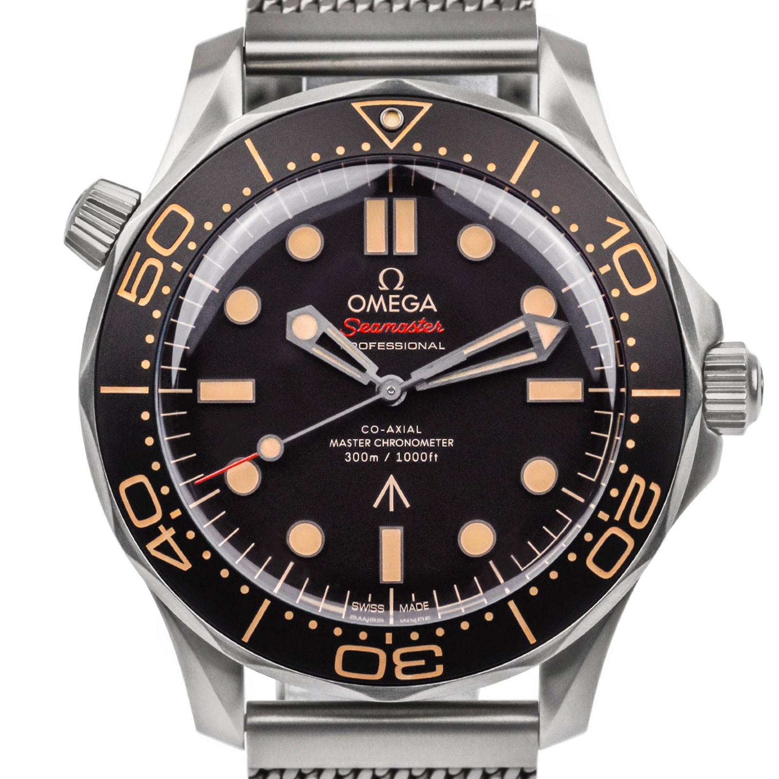 2025/02/Omega_Seamaster_James_Bond_Titanium_51551-cr.jpg