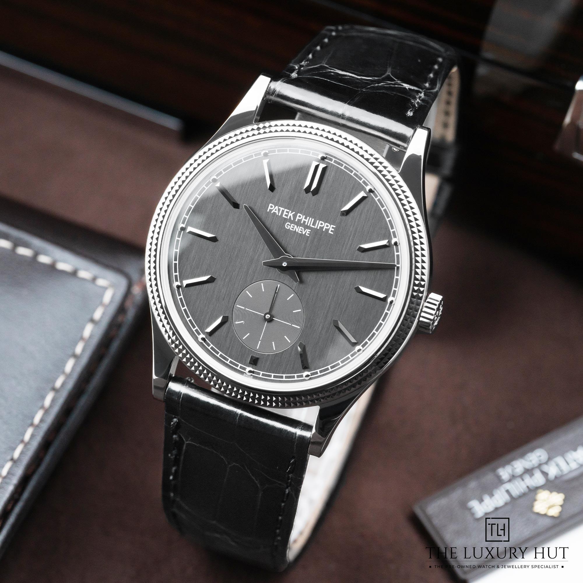 2025/02/Patek_Philippe_Calatrava-_Grey_Dial_LB489-b.jpg
