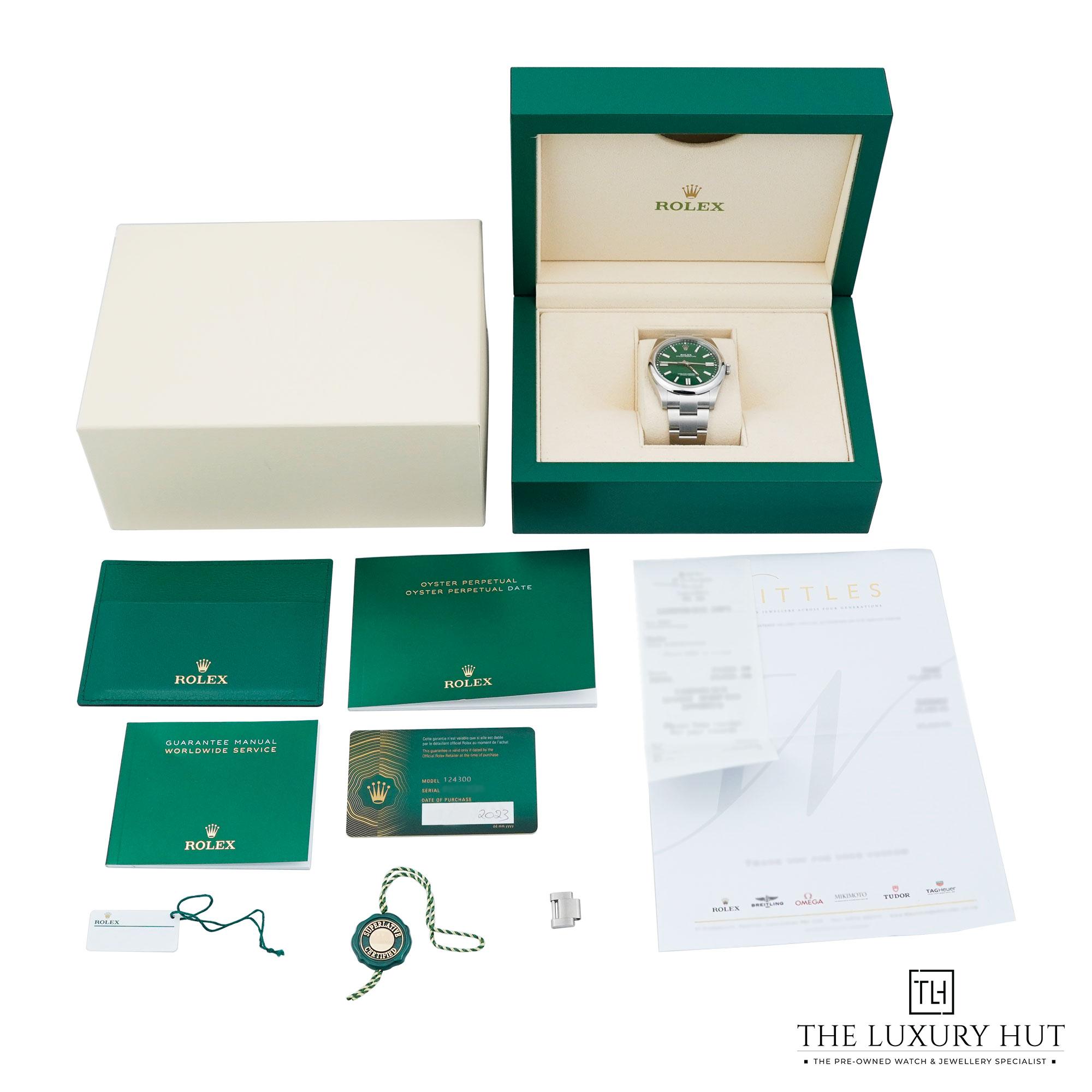 2025/02/Rolex_Oyster_Perpetual_41mm_Green_Dial_51499-f.jpg