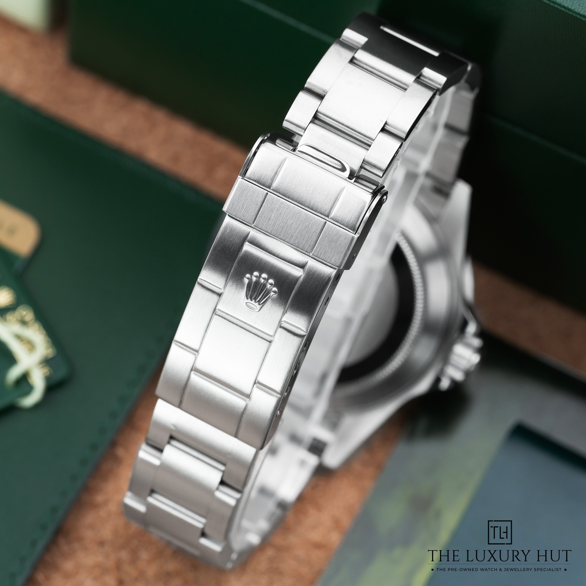 2025/02/Rolex_Submariner_Kermit_Black_Maxi_Dial_LB470-g.jpg