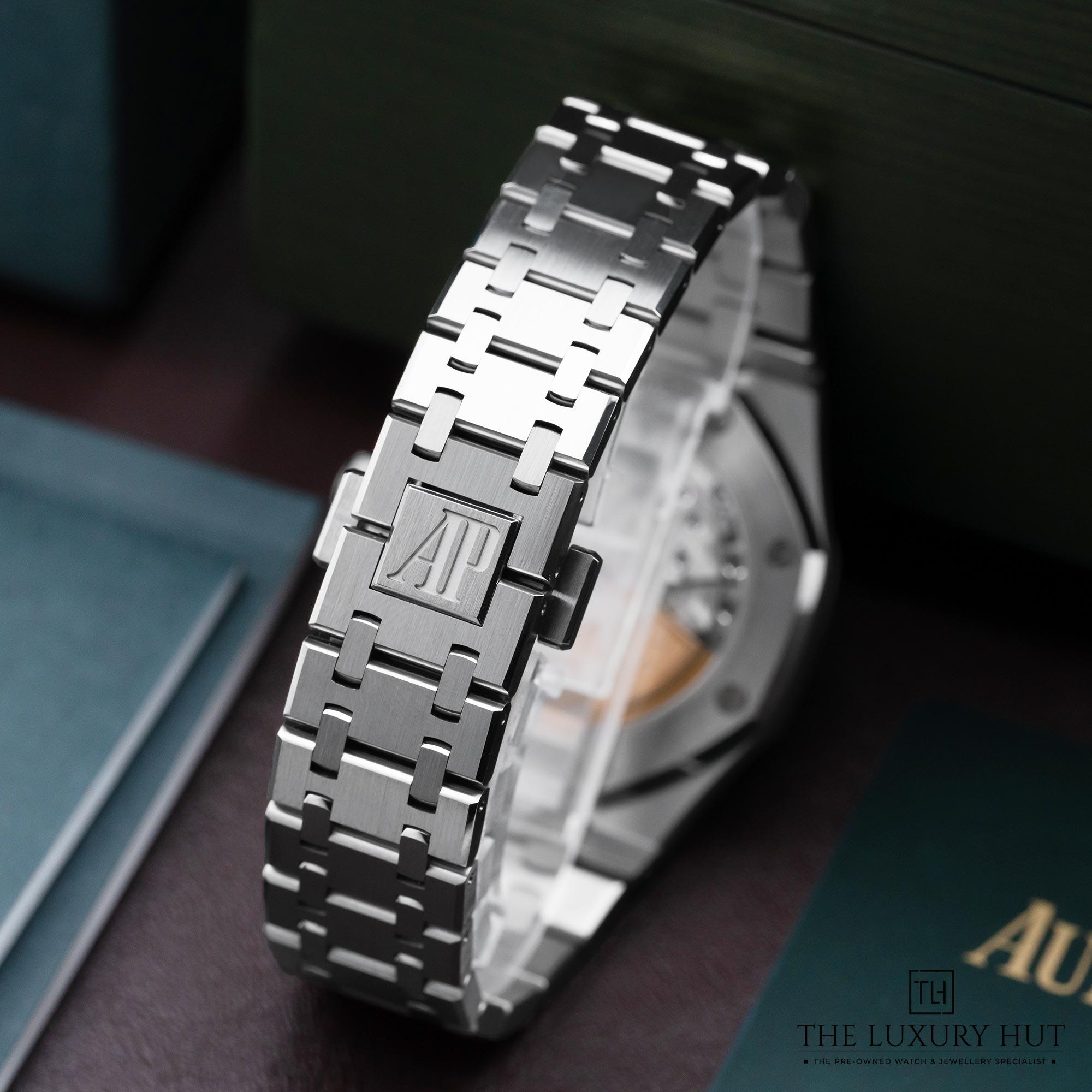 2025/03/Audemars_Piguet_Royal_Oak_Tapisserie_LB526-e.jpg