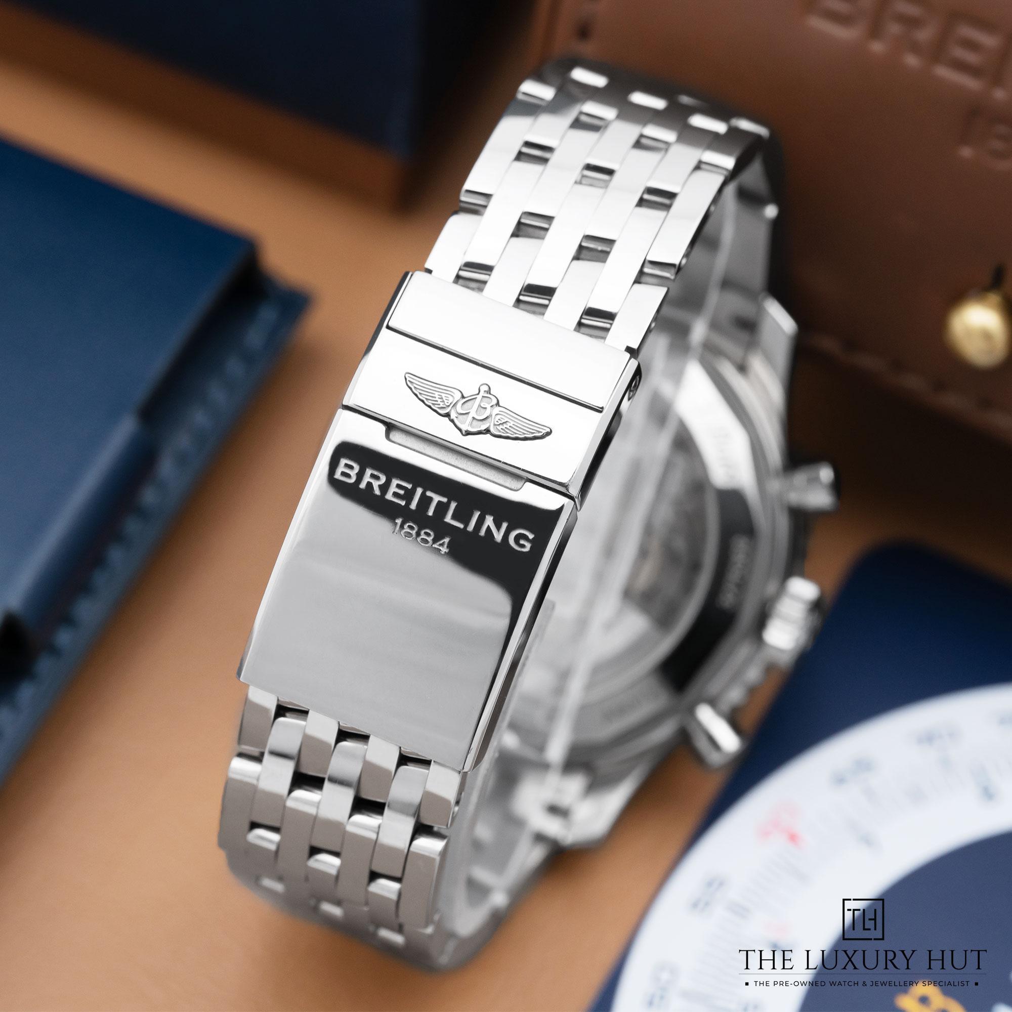 2025/03/Breitling_Navitimer_B01_Chronograph_LB533-d.jpg