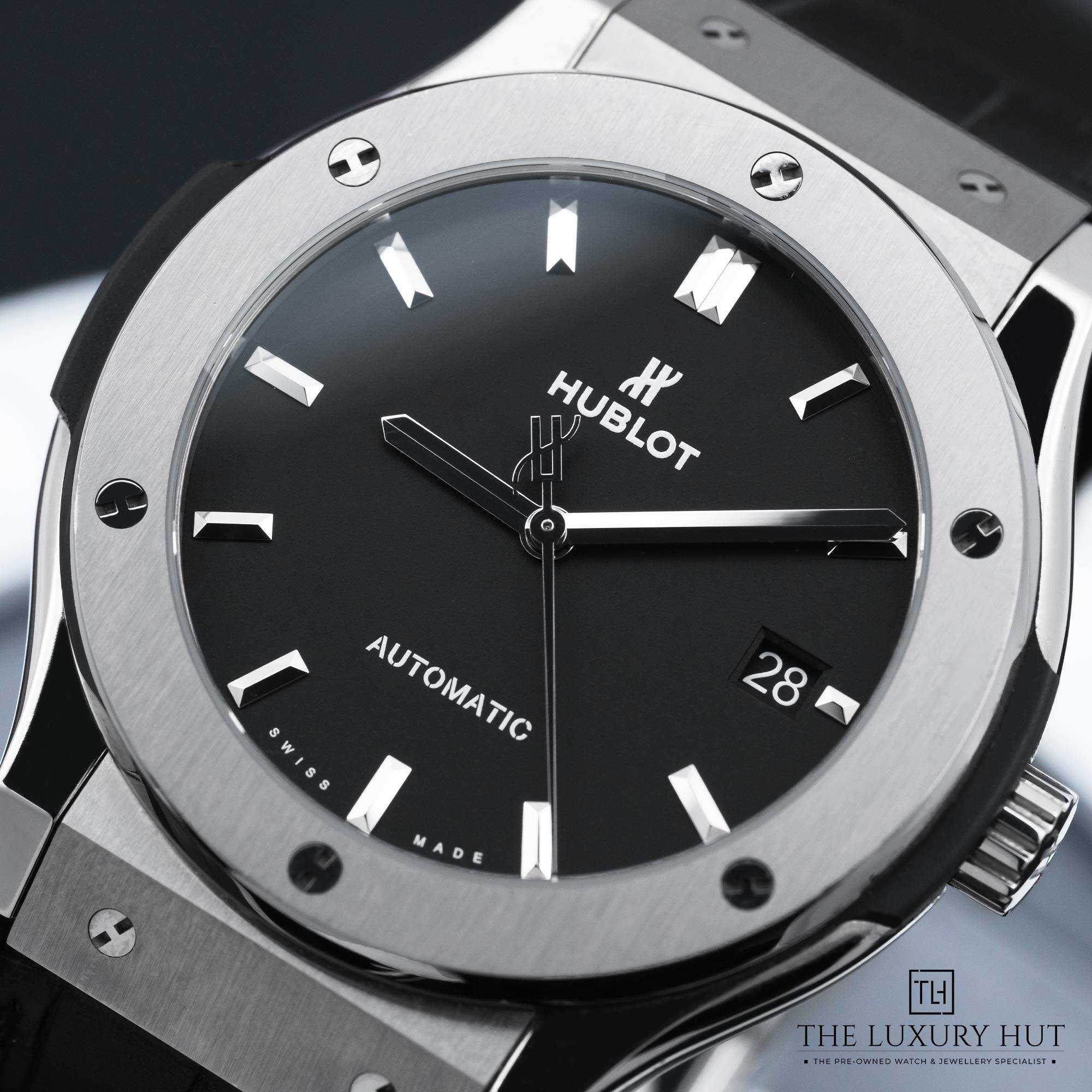 2025/03/Hublot_Classic_Fusion_Titanium_Black_51601-e.jpg
