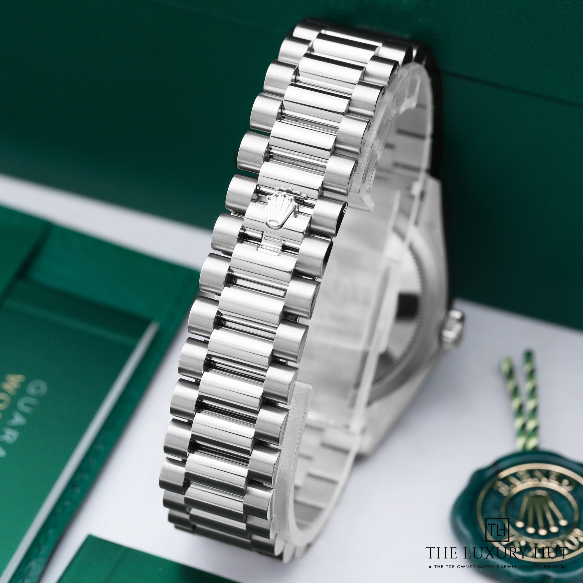 2025/03/Rolex_Day-Date_36_Platinum_Ice_Blue_LB500e.jpg