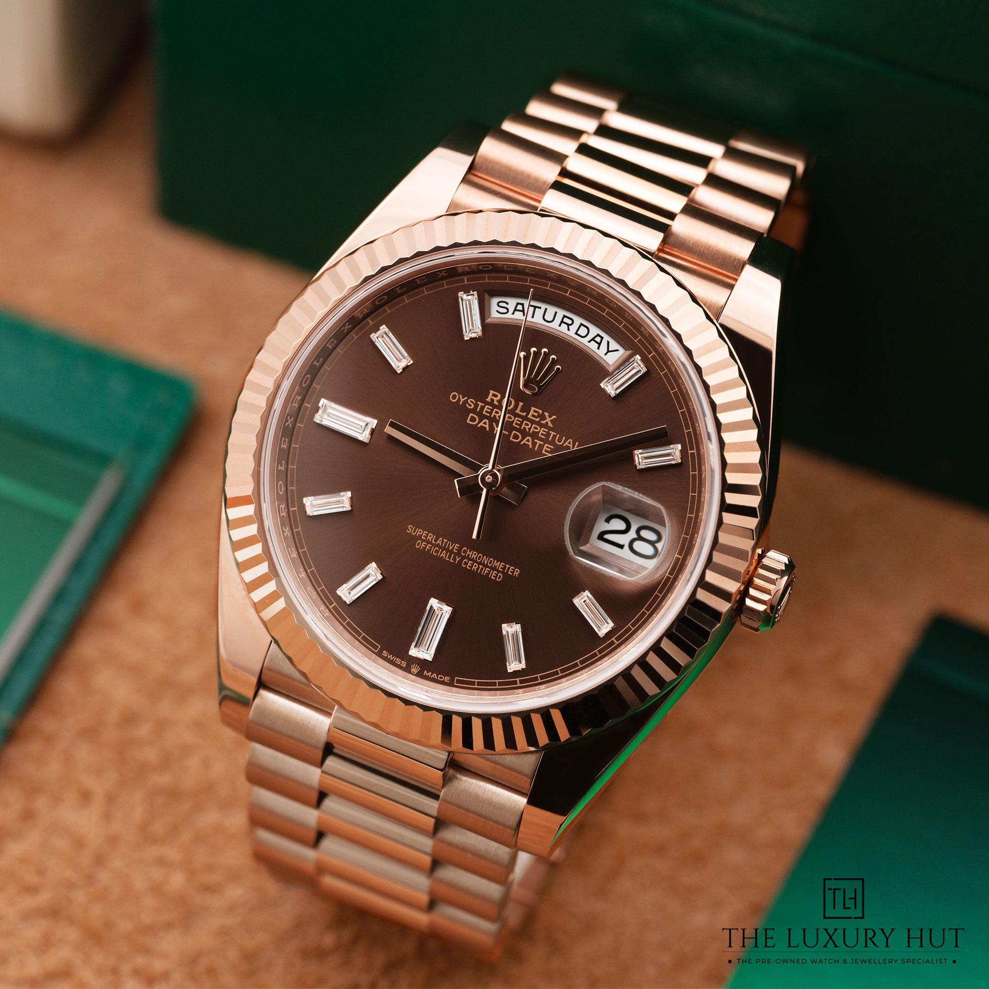 2025/03/Rolex_Day-Date_40_Everose_Chocolate_Diamond_51571-b.jpg