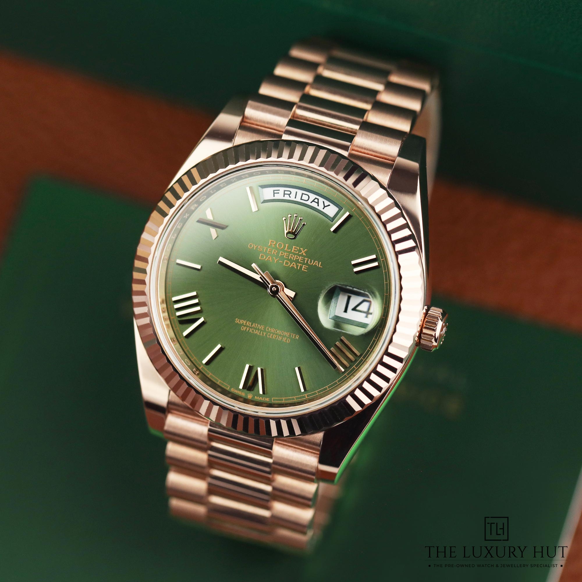 2025/03/Rolex_Day-Date_40mm_Everose_Green_LB478-b.jpg