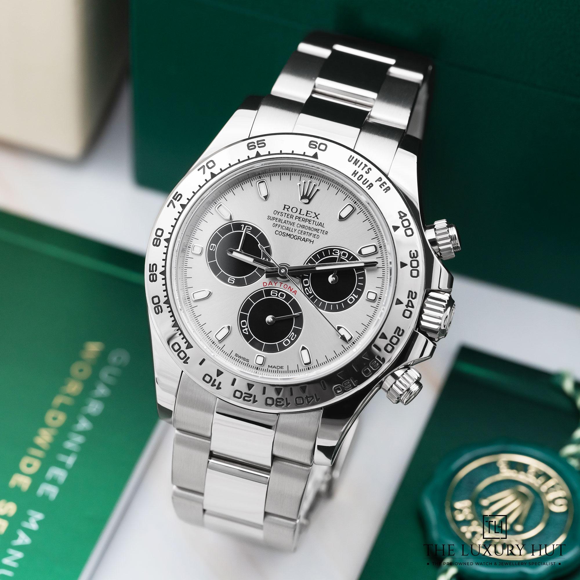 2025/03/Rolex_Daytona_White_Gold_40_Silver_Ghost_51602-b.jpg