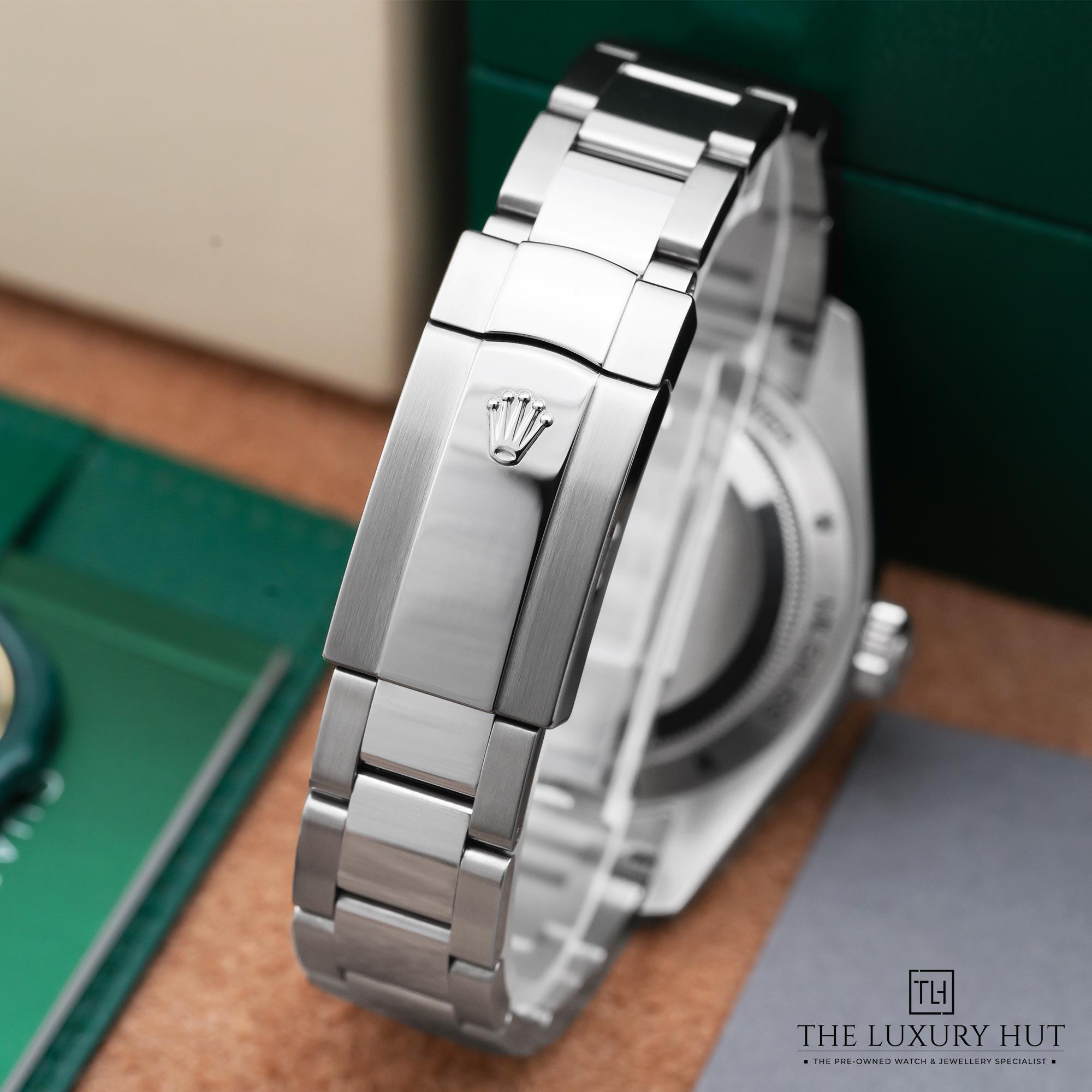 2025/03/Rolex_Milgauss_Steel_40_Black_Dial_51630-d.jpg