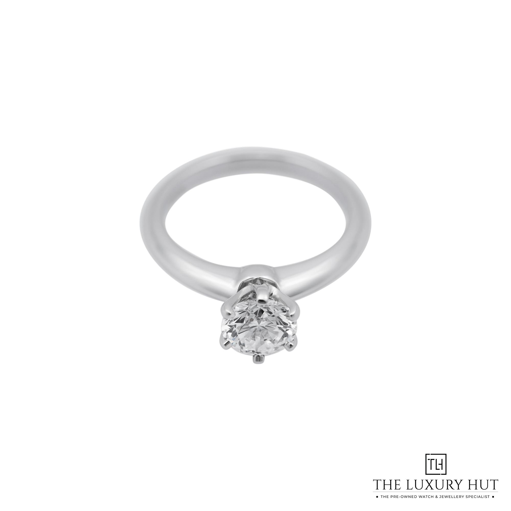 2025/03/Tiffany-Co_Platinum_Diamond_Ring_51645-a.jpg