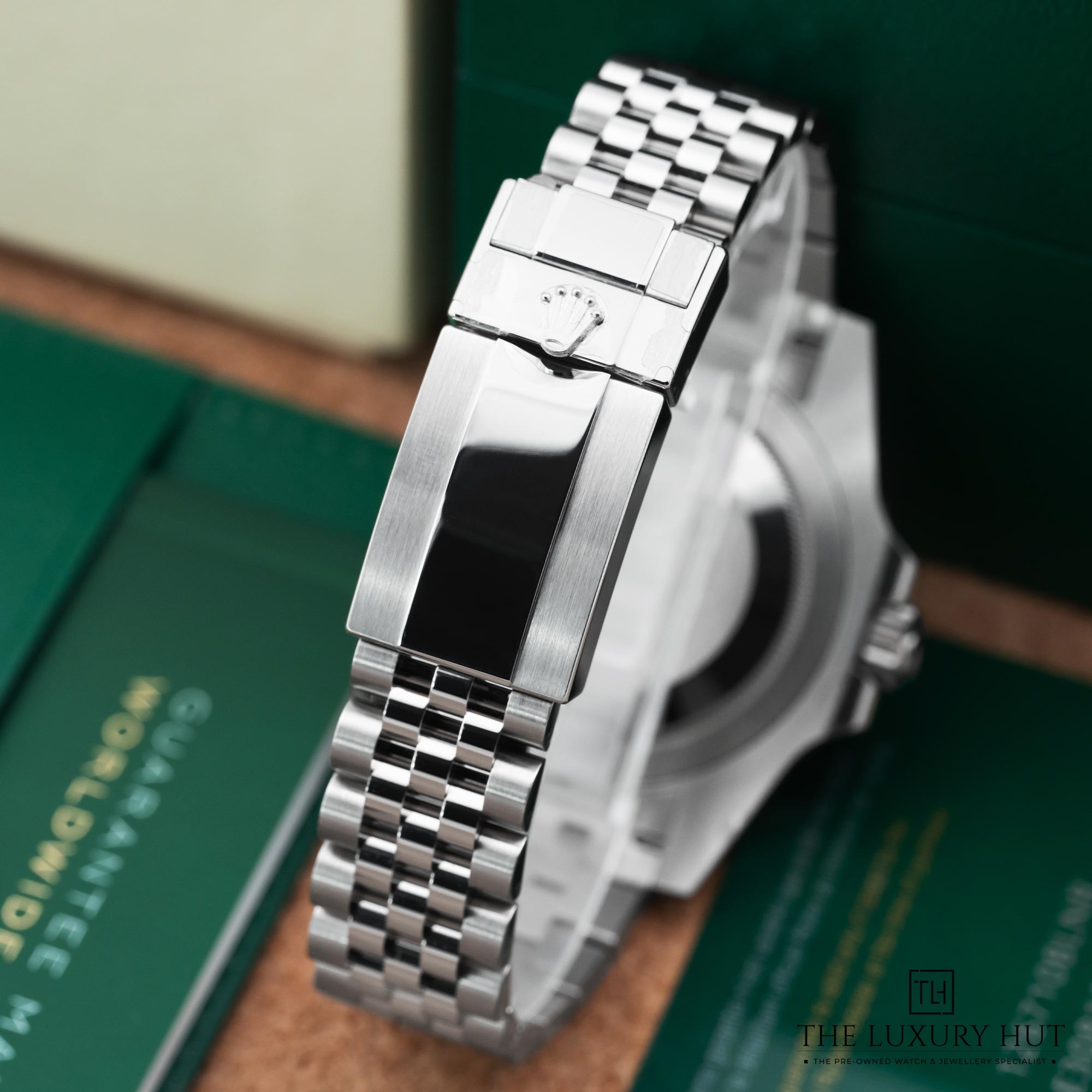 2025/04/Rolex_GMT-Master_II_BATGIRL_40mm_Black_Dial_51643-d.jpg