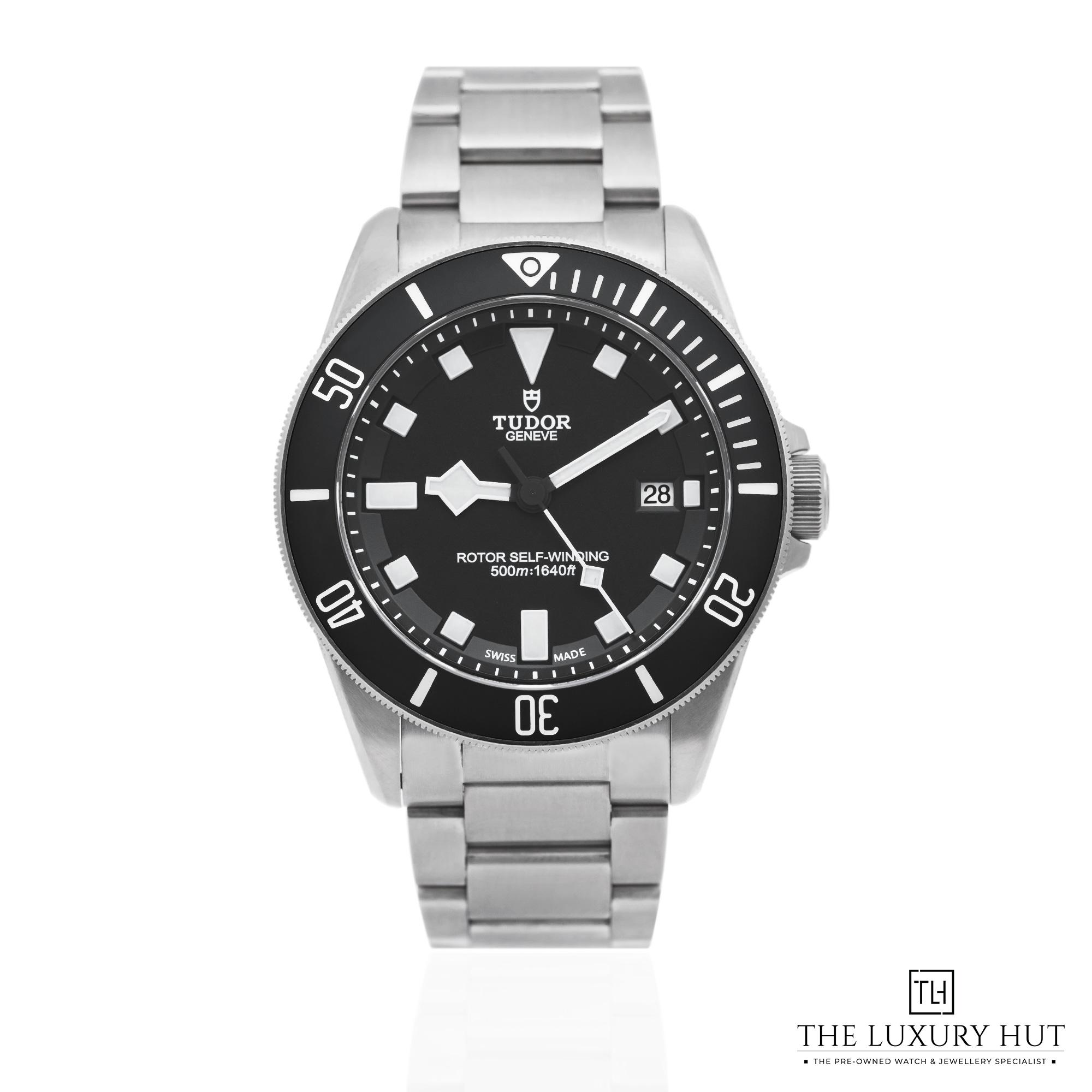 2025/04/Tudor_Pelagos_Titanium_42_Black_51647-a.jpg