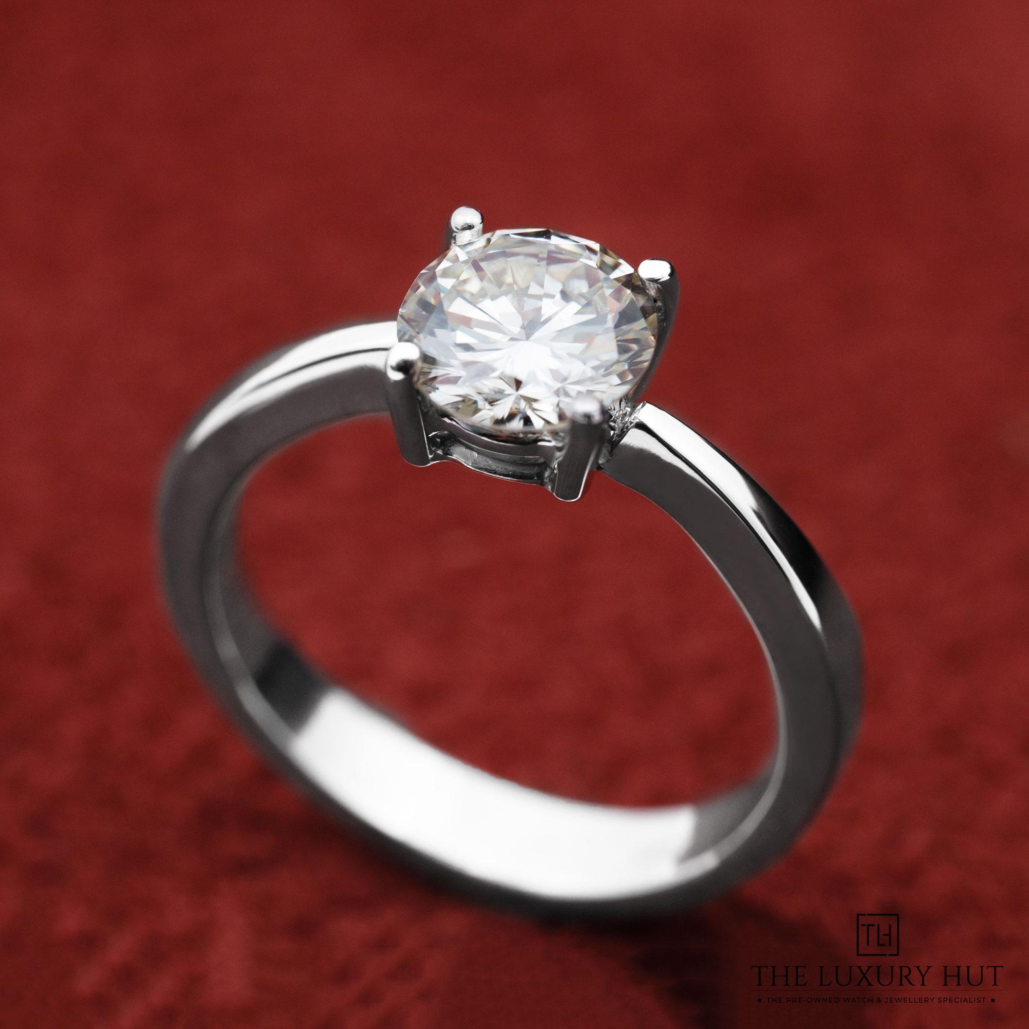 2025/05/9ct_White_Gold_Diamond_Engagement_Ring_LB596-d.jpg