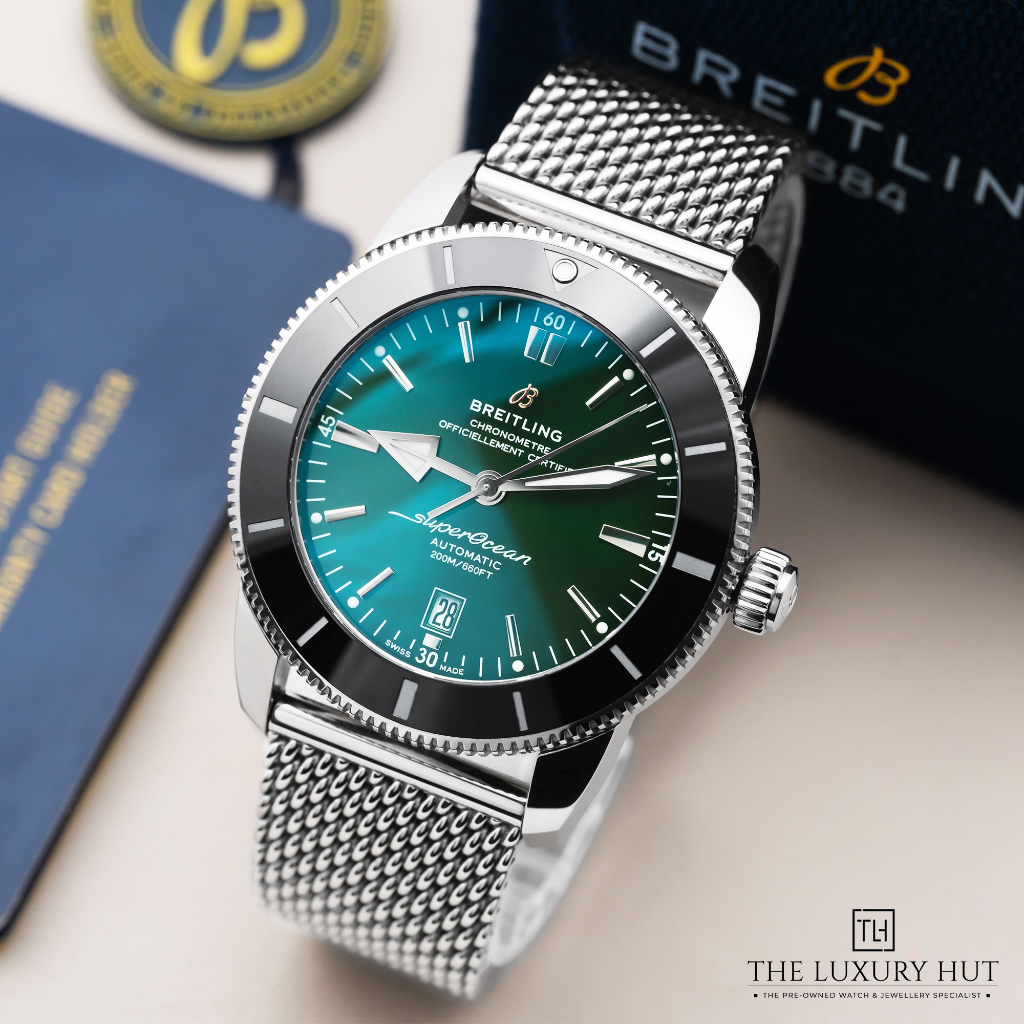 2025/05/Breitling_Superocean_Heritage_Steel_Green_51762-b.jpg