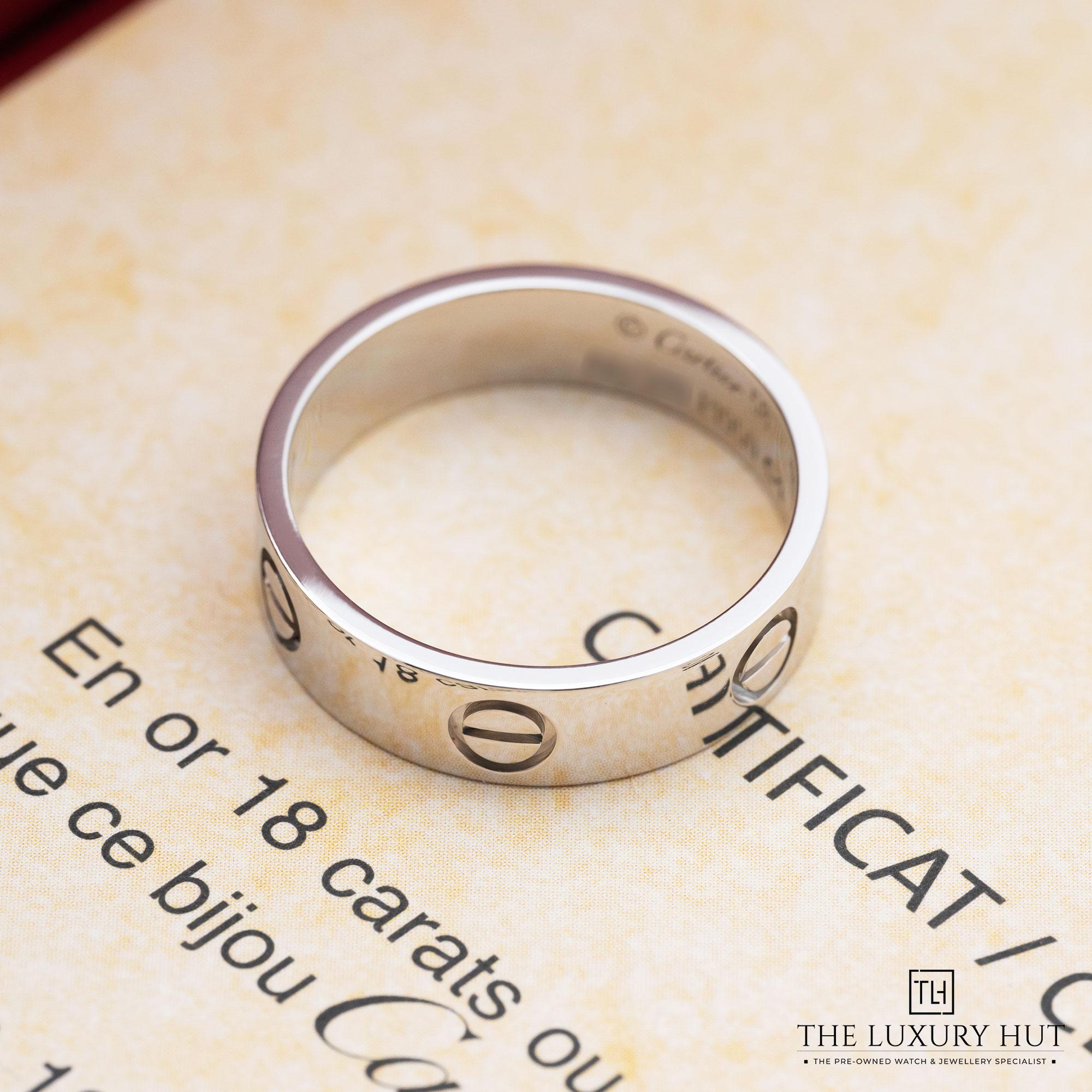 2025/05/Cartier_Platinum_Classic_Love_Ring_LB605-c.jpg
