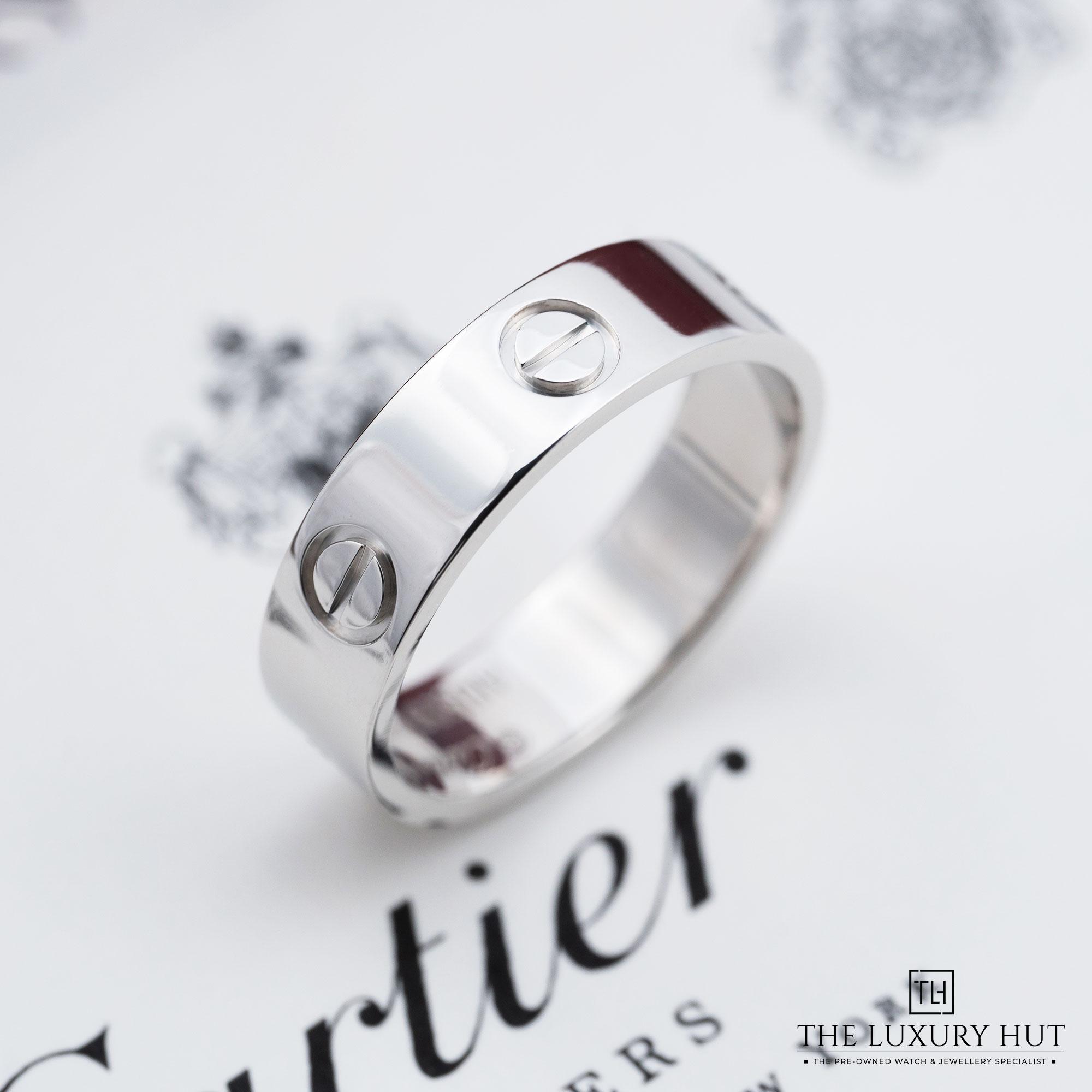 2025/05/Cartier_Platinum_Classic_Love_Ring_LB605-d.jpg